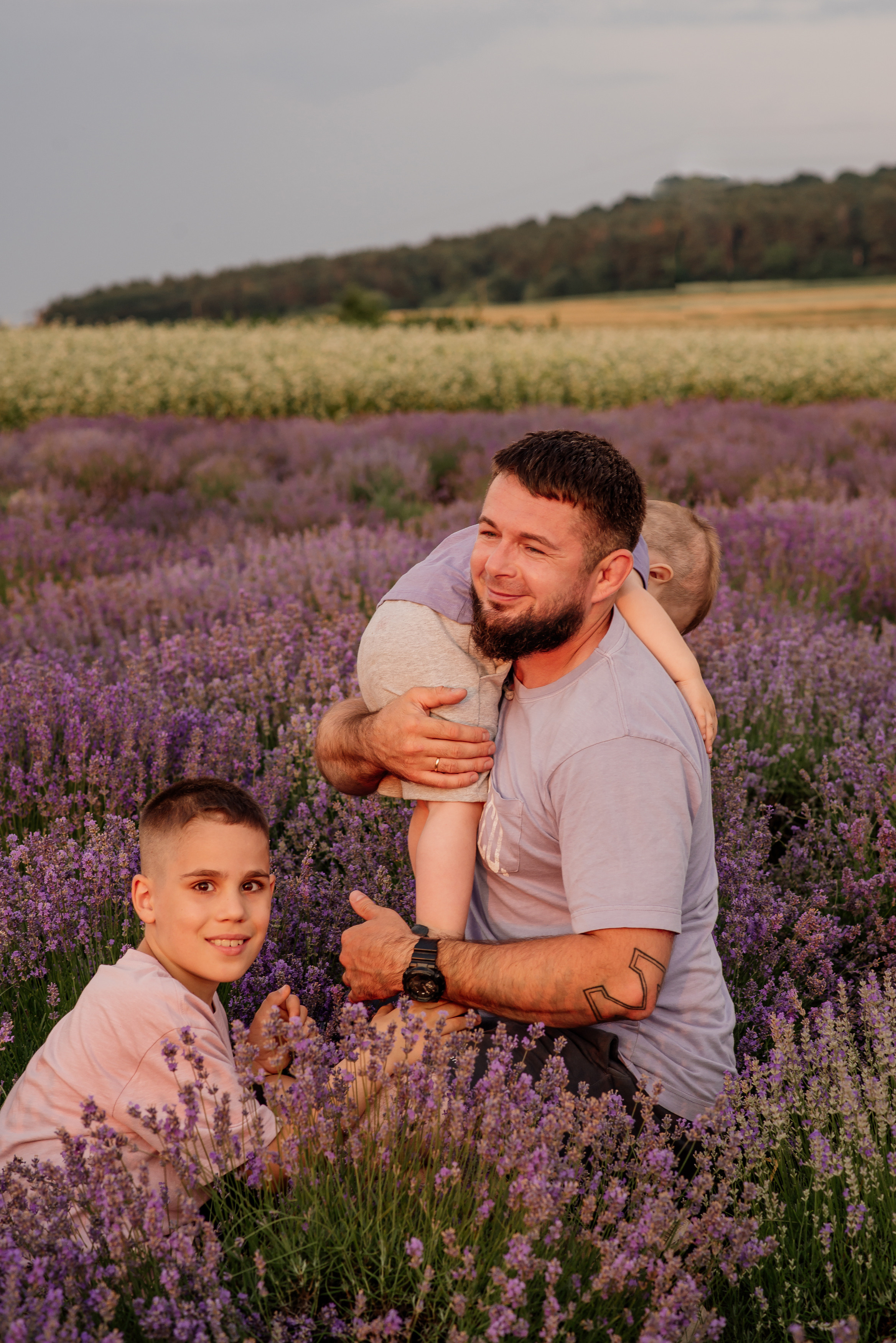 Сімейна фотосесія в лаванді. Микола, Христина, Марк, Макар, Меланія. Сімейний, дитячий та індивідуальний фотограф в м. Тернопіль, м. Львів