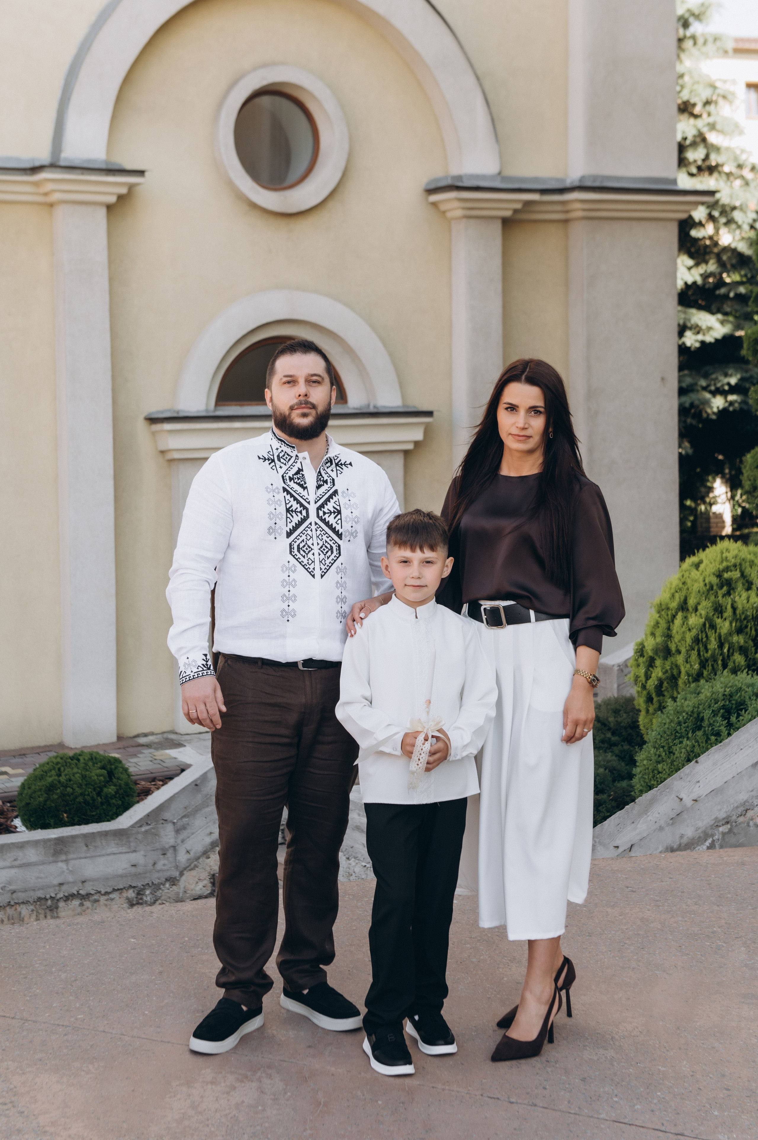 Фотосесія Першого Причастя Тернопіль, зйомка Першого Причастя Тернопіль, Церква Успіння Пресвятої Богородиці Причастя Тернопіль. Сімейний, дитячий та індивідуальний фотограф в м. Тернопіль, м. Львів