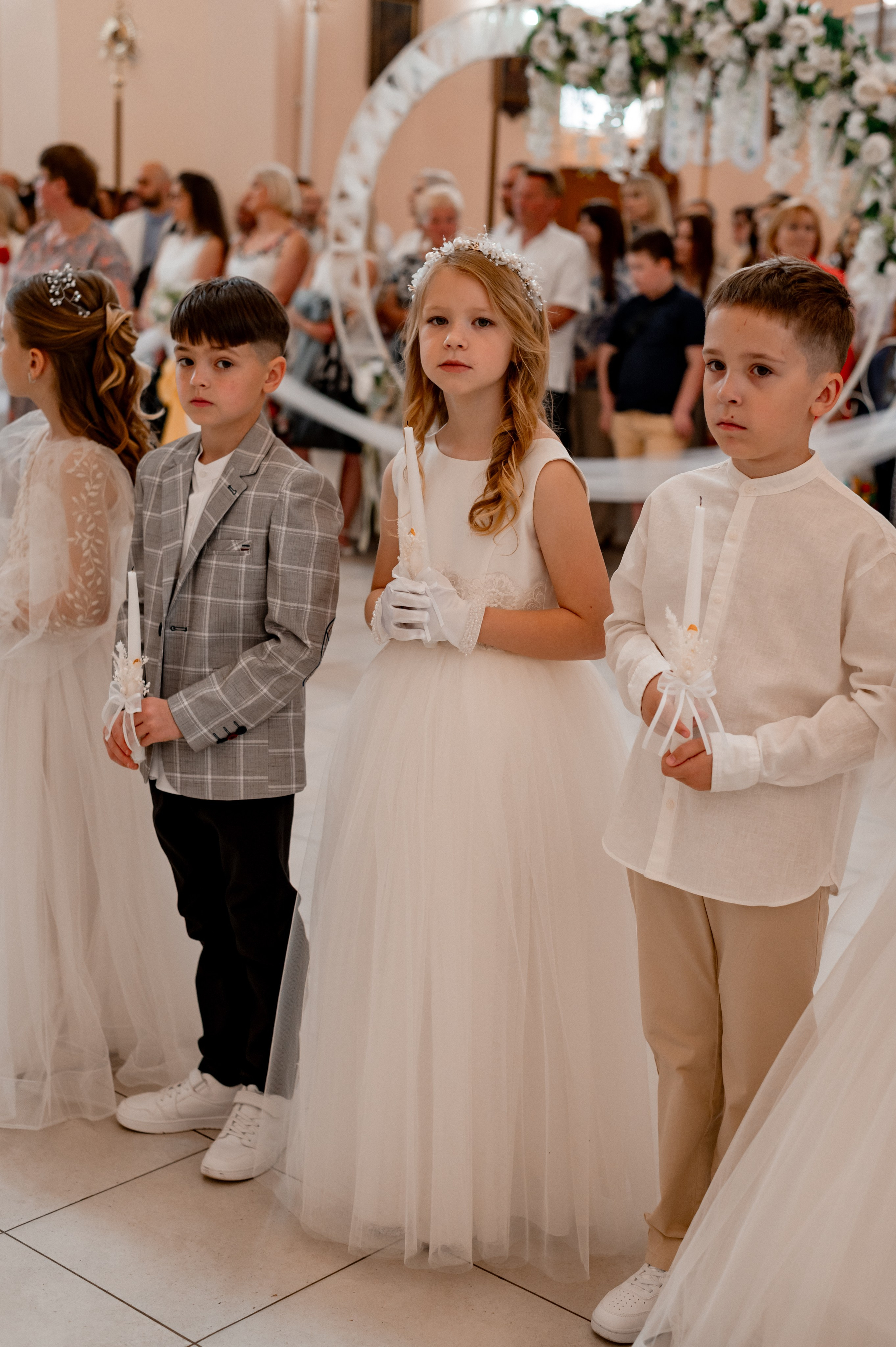 Фотосесія Першого Причастя Тернопіль, зйомка Причастя Тернопіль, Таїнство Першого Причастя Тернопіль, Катедра Причастя Тернопіль. Сімейний, дитячий та індивідуальний фотограф в м. Тернопіль, м. Львів