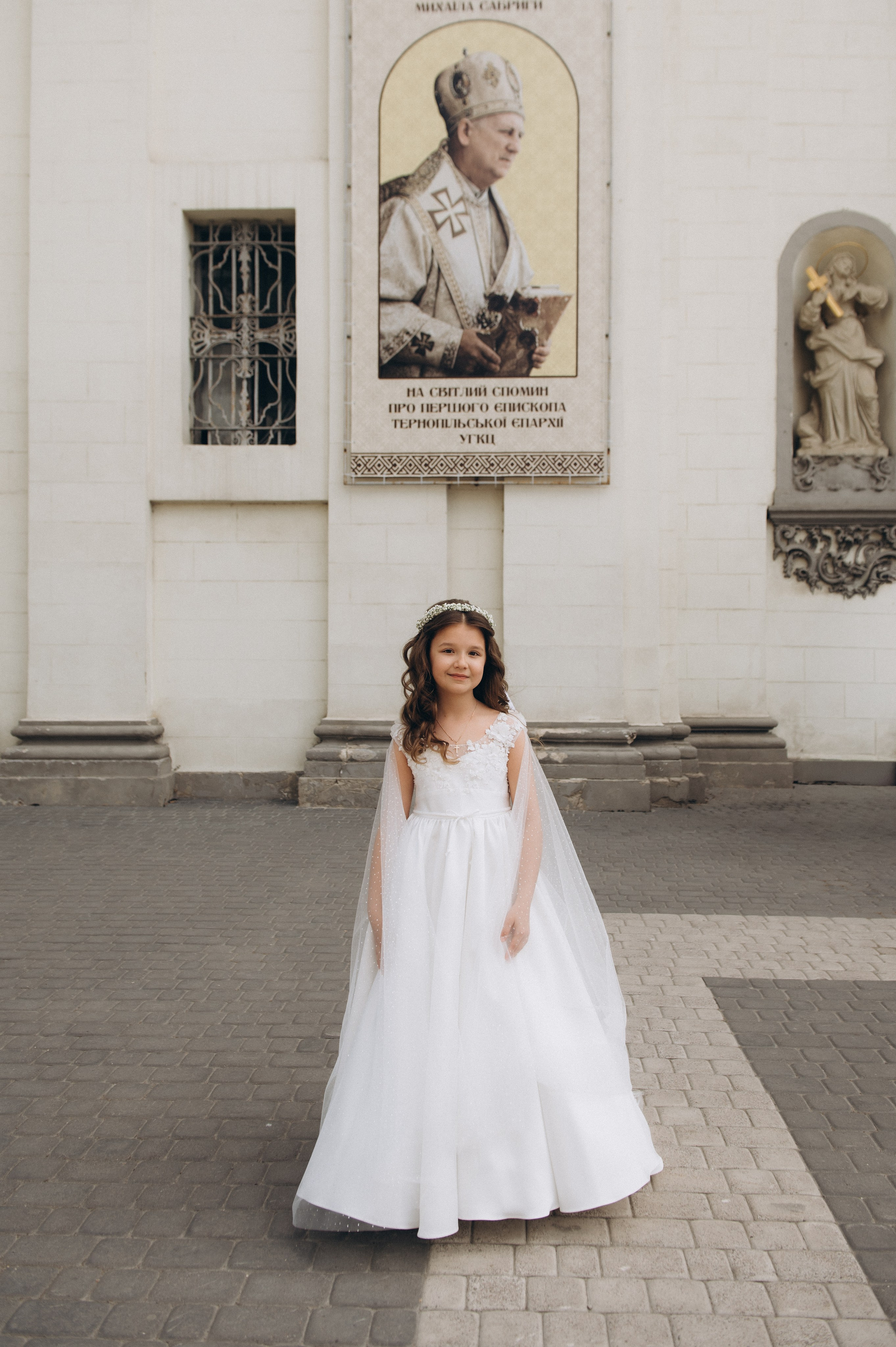 Фотосесія Першого Причастя Тернопіль, фотосесія Причастя Тернопіль, Таїнство Першого Причастя Тернопіль, Катедра Причастя Тернопіль. Сімейний, дитячий та індивідуальний фотограф в м. Тернопіль, м. Львів