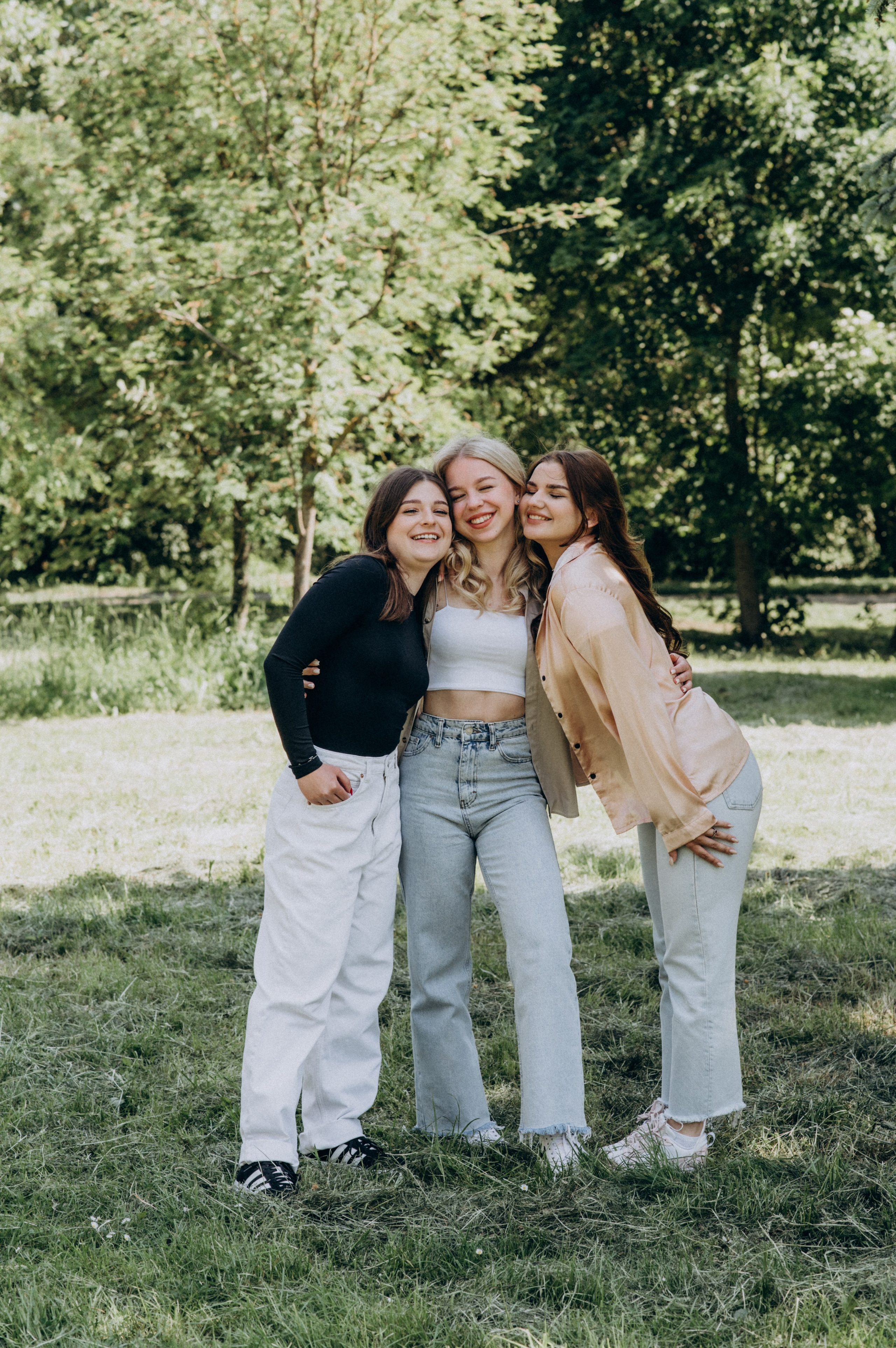 Фотосесія випускників, зйомка випускників Тернопіль Львів, випускні фотоальбоми Тернопіль, шкільні фотоальбоми Тернопіль. Сімейний, дитячий та індивідуальний фотограф в м. Тернопіль, м. Львів