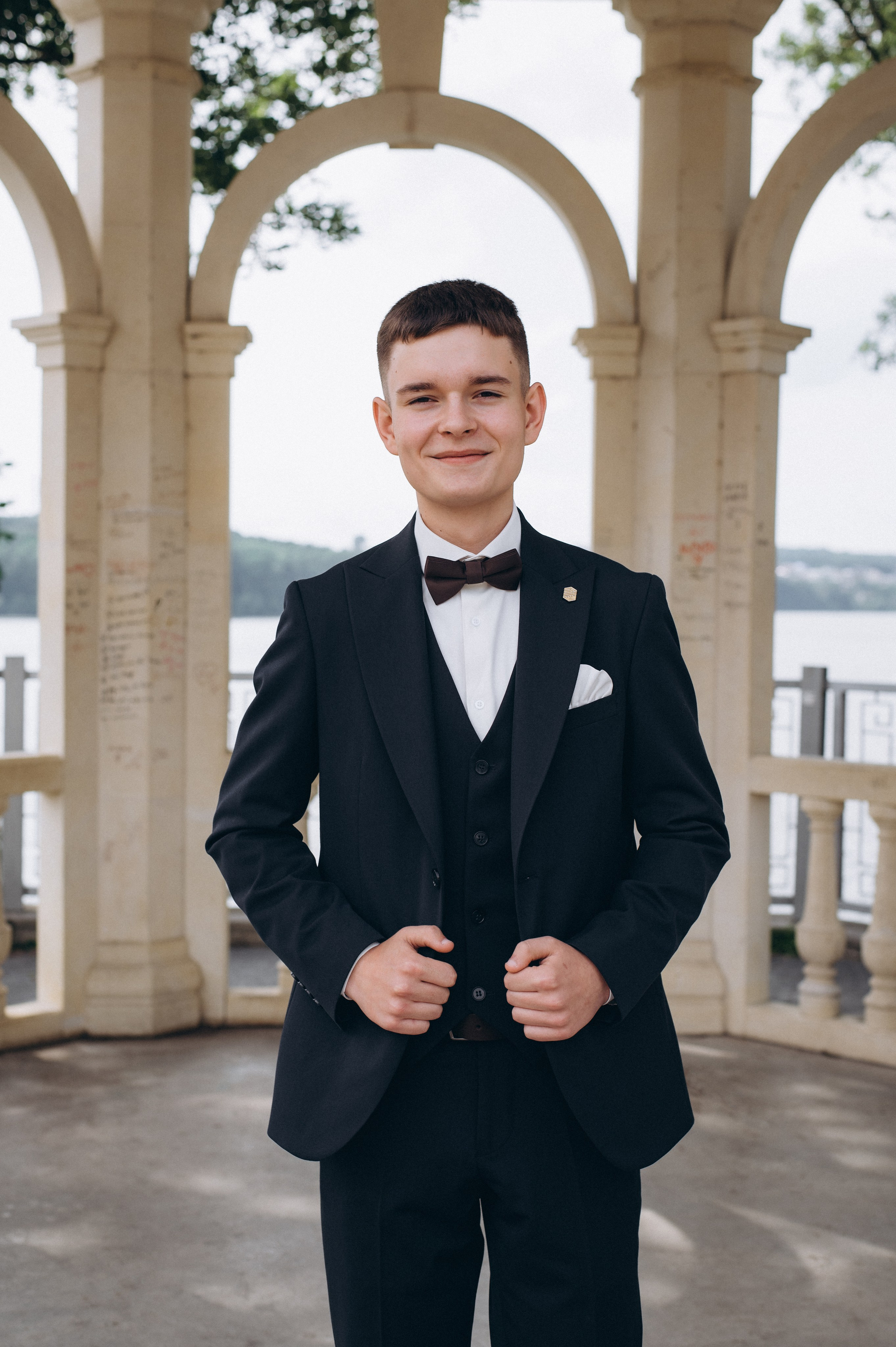 Випускники 2025, фотосесія випускного Тернопіль, фотосесія випускників Тернопіль, зйомка випускного, фотосесія випускного. Сімейний, дитячий та індивідуальний фотограф в м. Тернопіль, м. Львів