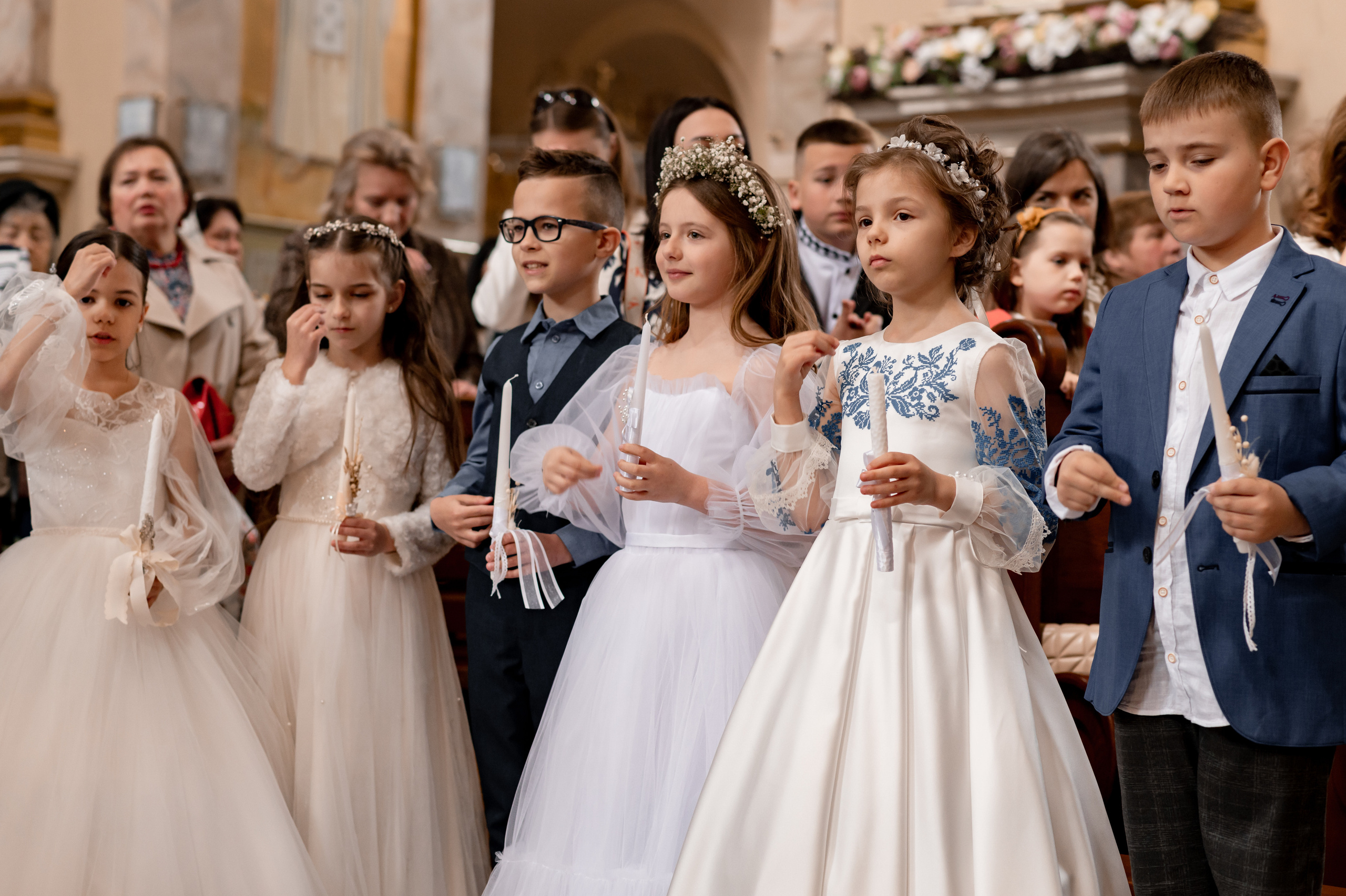 Фотосесія Першого Причастя Тернопіль, зйомка Причастя Тернопіль, Таїнство Першого Причастя Тернопіль, Катедра Причастя Тернопіль. Сімейний, дитячий та індивідуальний фотограф в м. Тернопіль, м. Львів