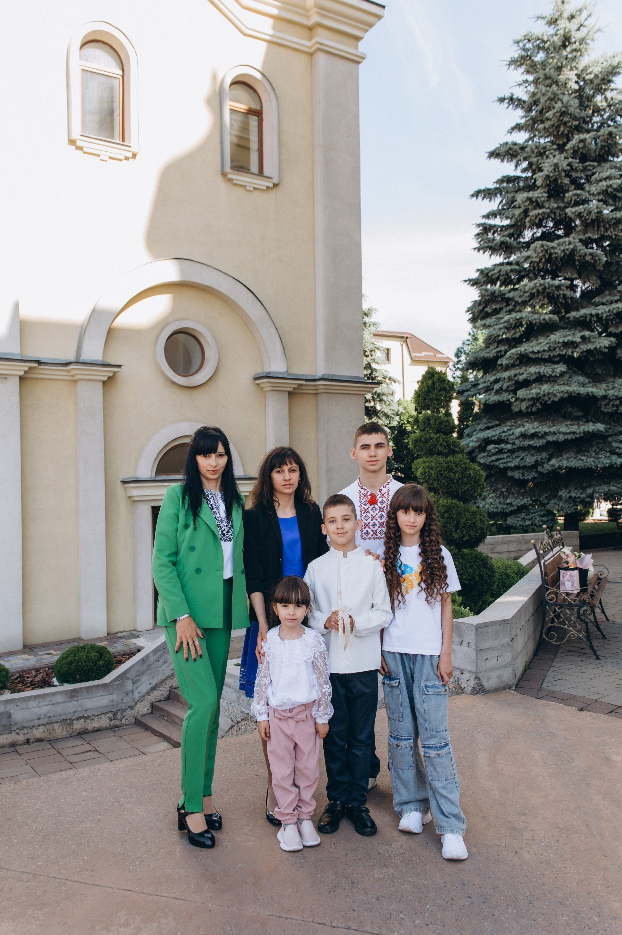 Фотосесія Першого Причастя Тернопіль, зйомка Першого Причастя Тернопіль, Церква Успіння Пресвятої Богородиці Причастя Тернопіль. Сімейний, дитячий та індивідуальний фотограф в м. Тернопіль, м. Львів