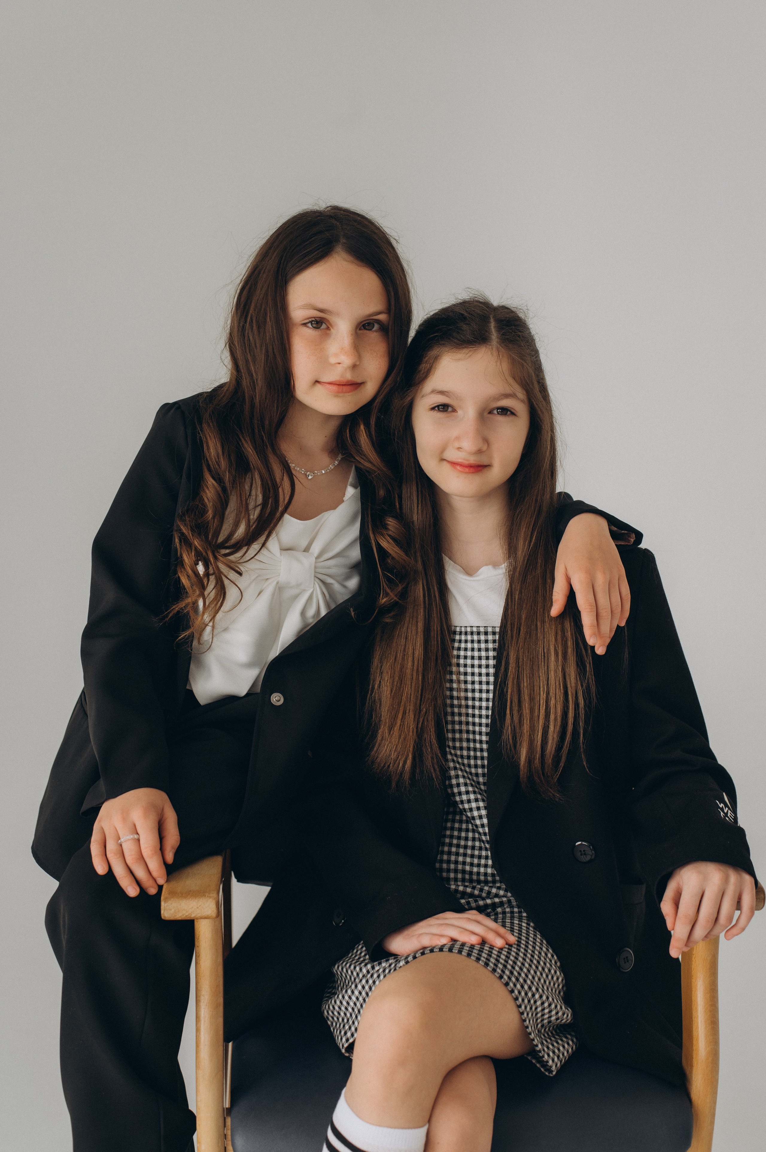 Шкільна фотосесія на віньєтки Тернопіль, шкільні альбоми, фотосесія випускників Тернопіль, випускний альбом, фотограф випускний Тернопіль. Сімейний, дитячий та індивідуальний фотограф в м. Тернопіль, м. Львів