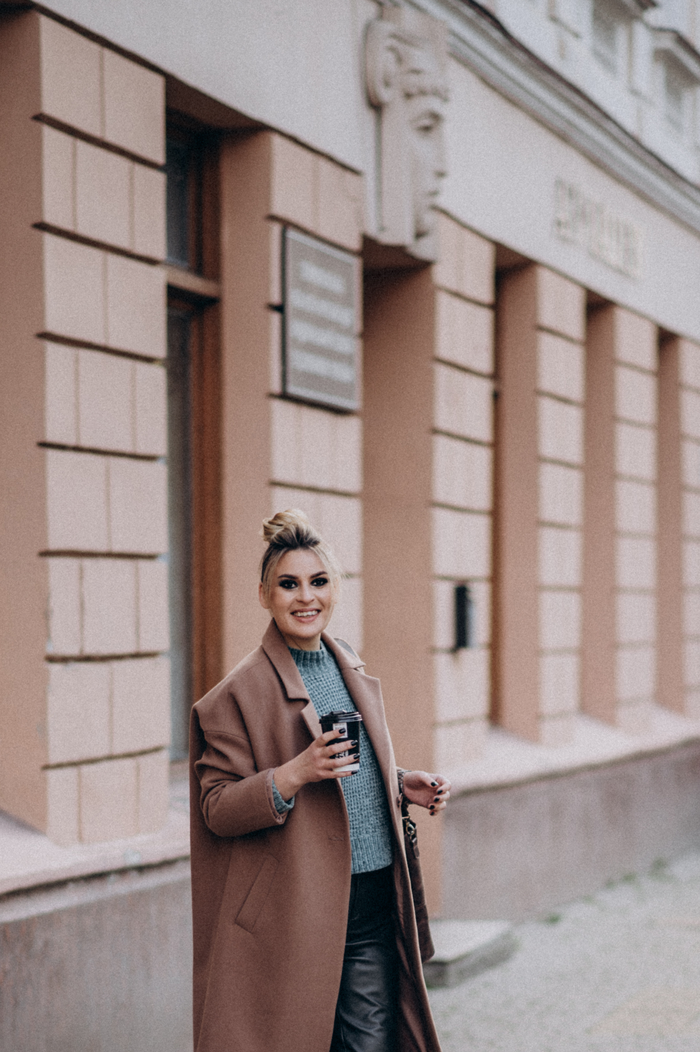 Фотосесія в осінньому місті. Сімейний, дитячий та індивідуальний фотограф в м. Тернопіль, м. Львів