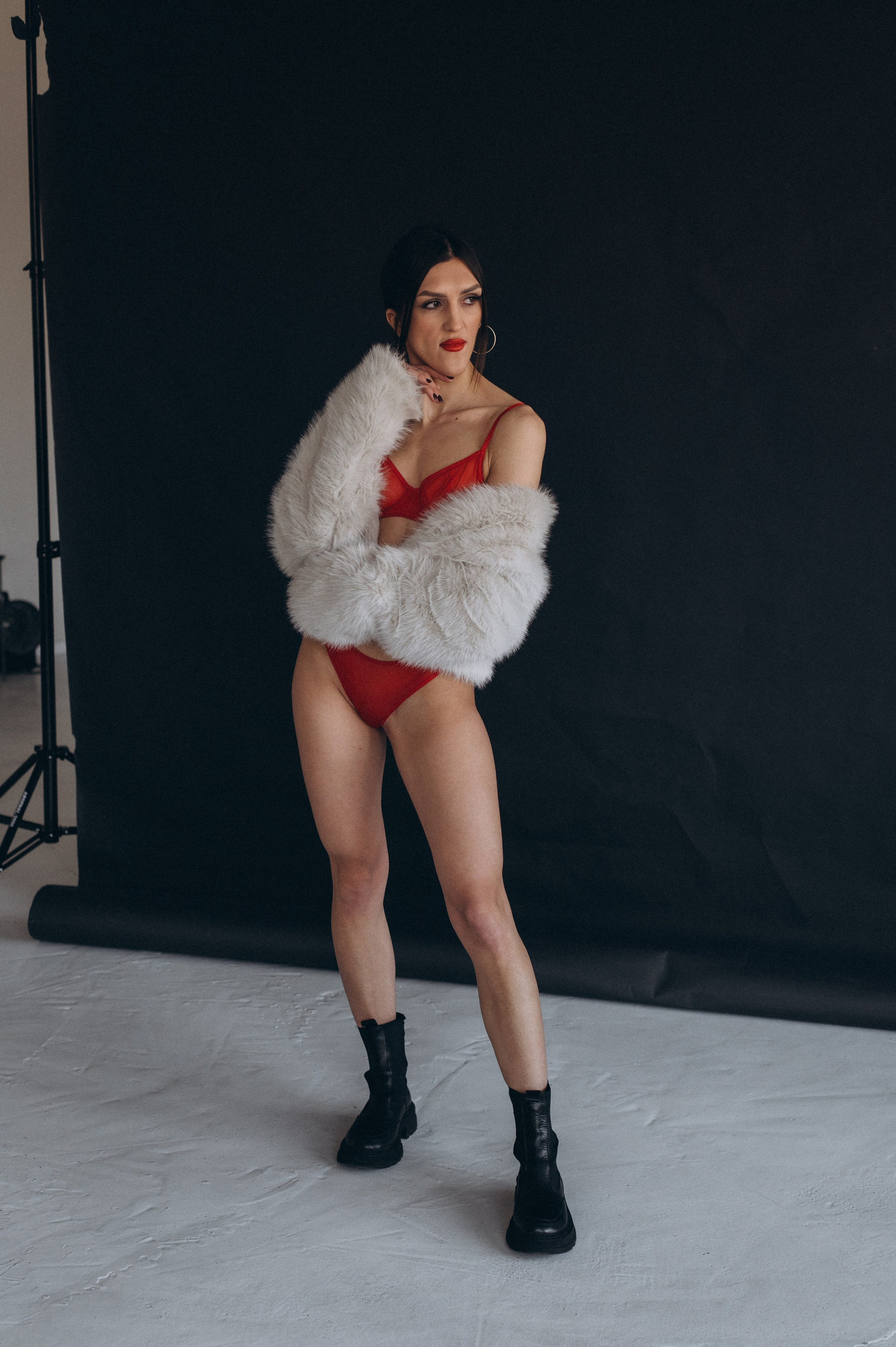 Індивідуальна фотосесія Тернопіль, студійна зйомка Львів, портретний фотограф Тернопіль. Сімейний, дитячий та індивідуальний фотограф в м. Тернопіль, м. Львів