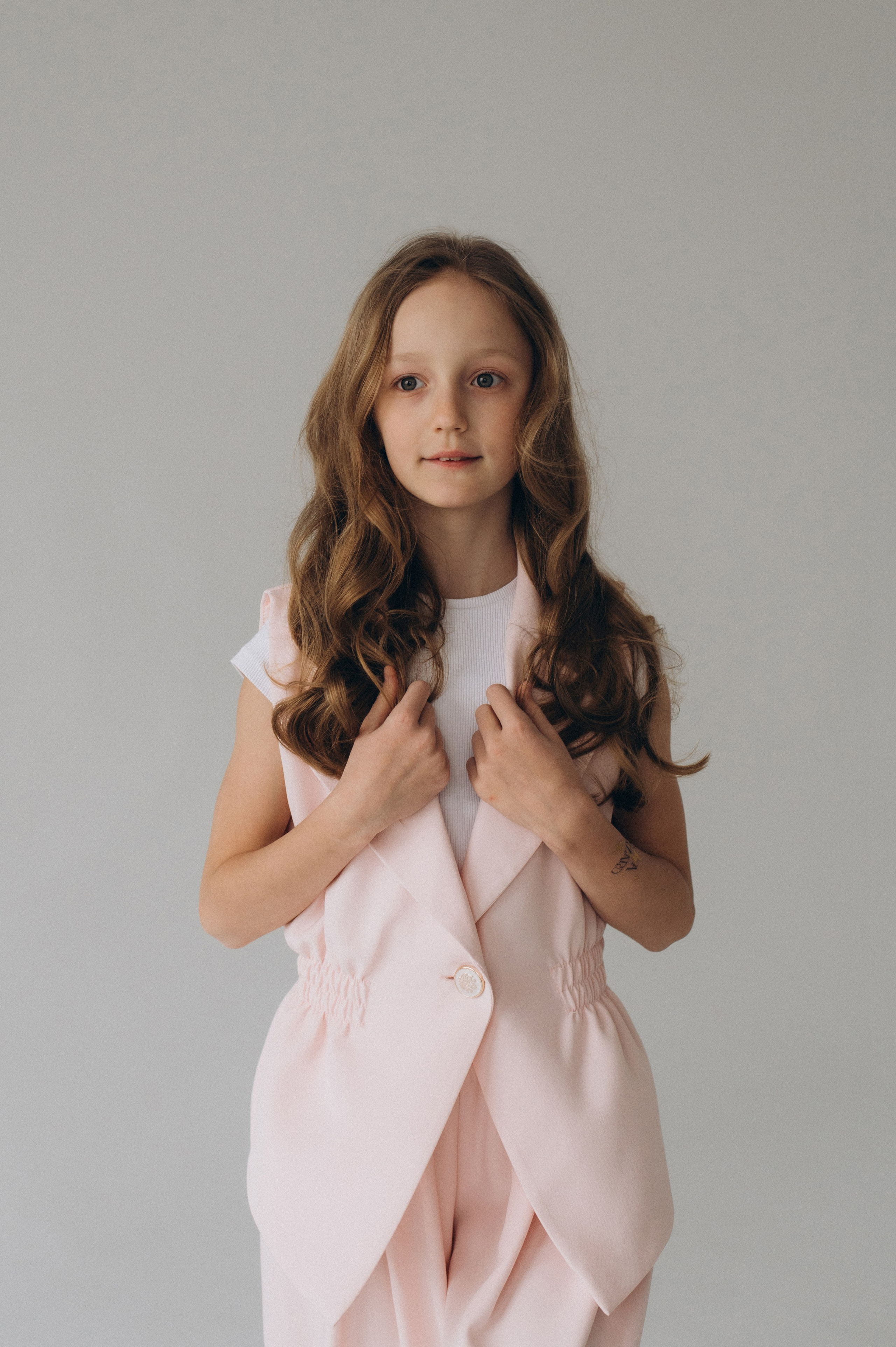 Шкільна фотосесія на віньєтки Тернопіль, шкільні альбоми, фотосесія випускників Тернопіль, випускний альбом, фотограф випускний Тернопіль. Сімейний, дитячий та індивідуальний фотограф в м. Тернопіль, м. Львів