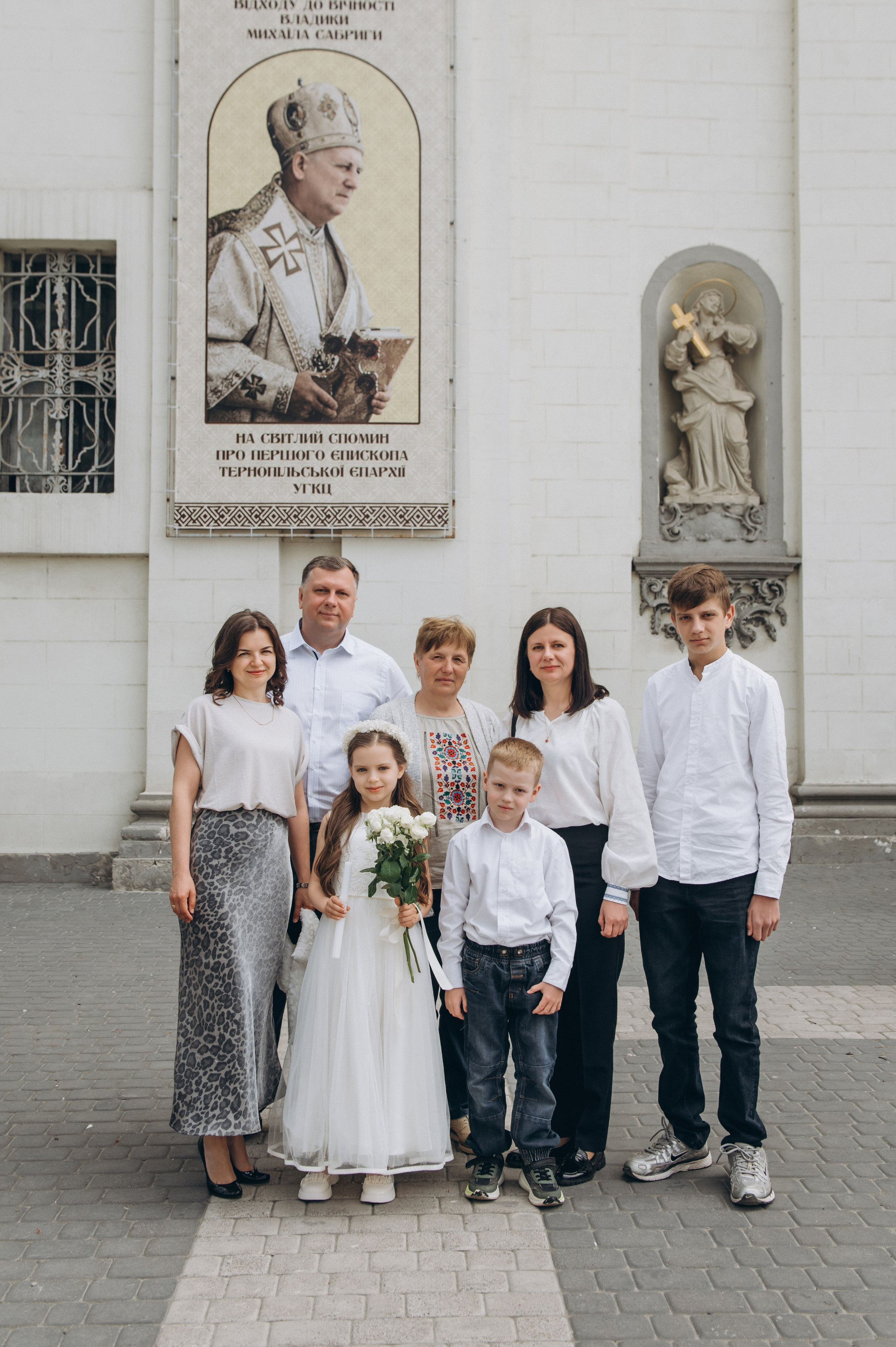 Фотосесія Першого Причастя Тернопіль, фотосесія Причастя Тернопіль, Таїнство Першого Причастя Тернопіль, Катедра Причастя Тернопіль. Сімейний, дитячий та індивідуальний фотограф в м. Тернопіль, м. Львів