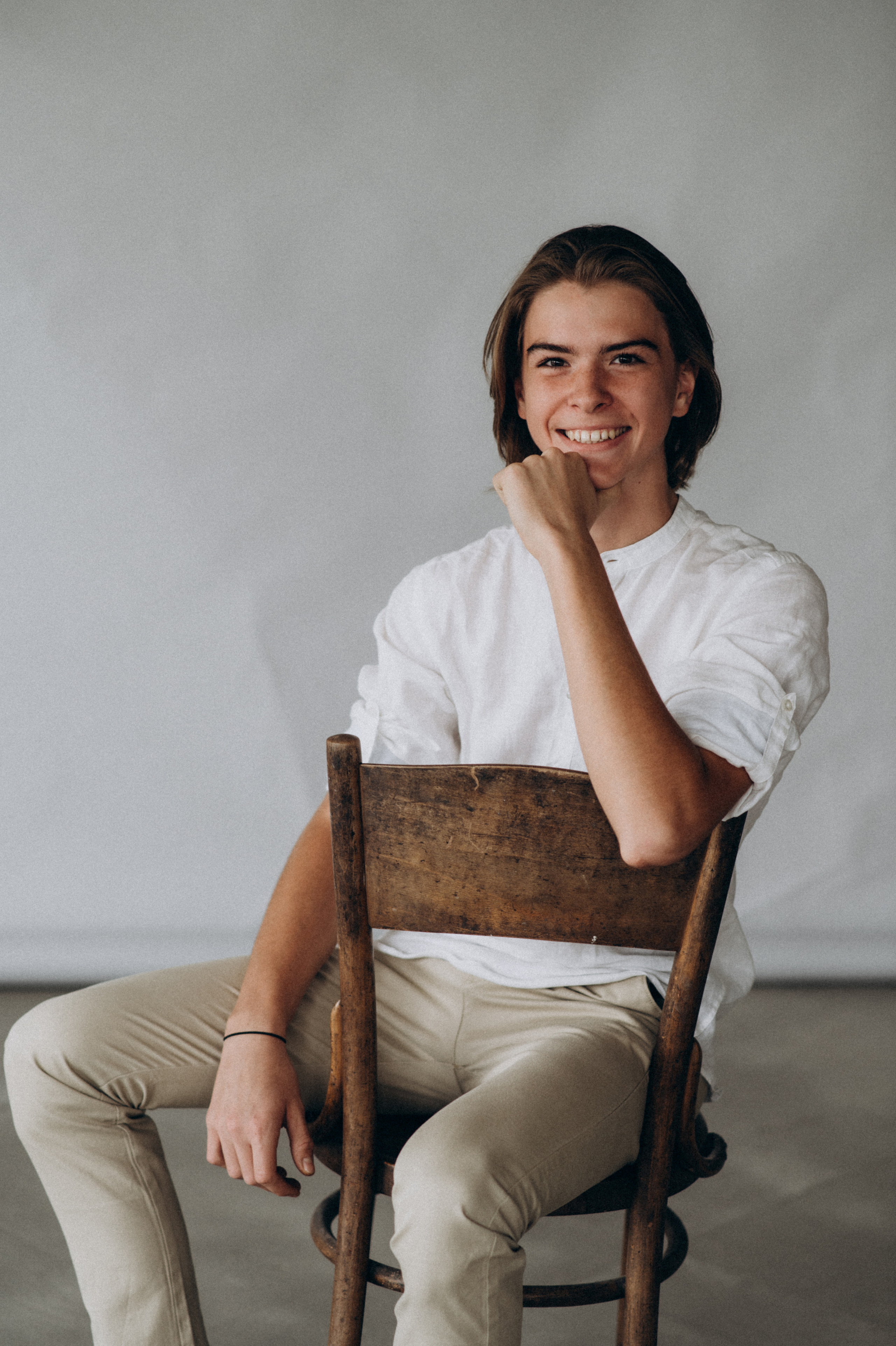 Фотосесія на віньєтки, фотосесія випускників, шкільна фотосесія. Сімейний, дитячий та індивідуальний фотограф в м. Тернопіль, м. Львів