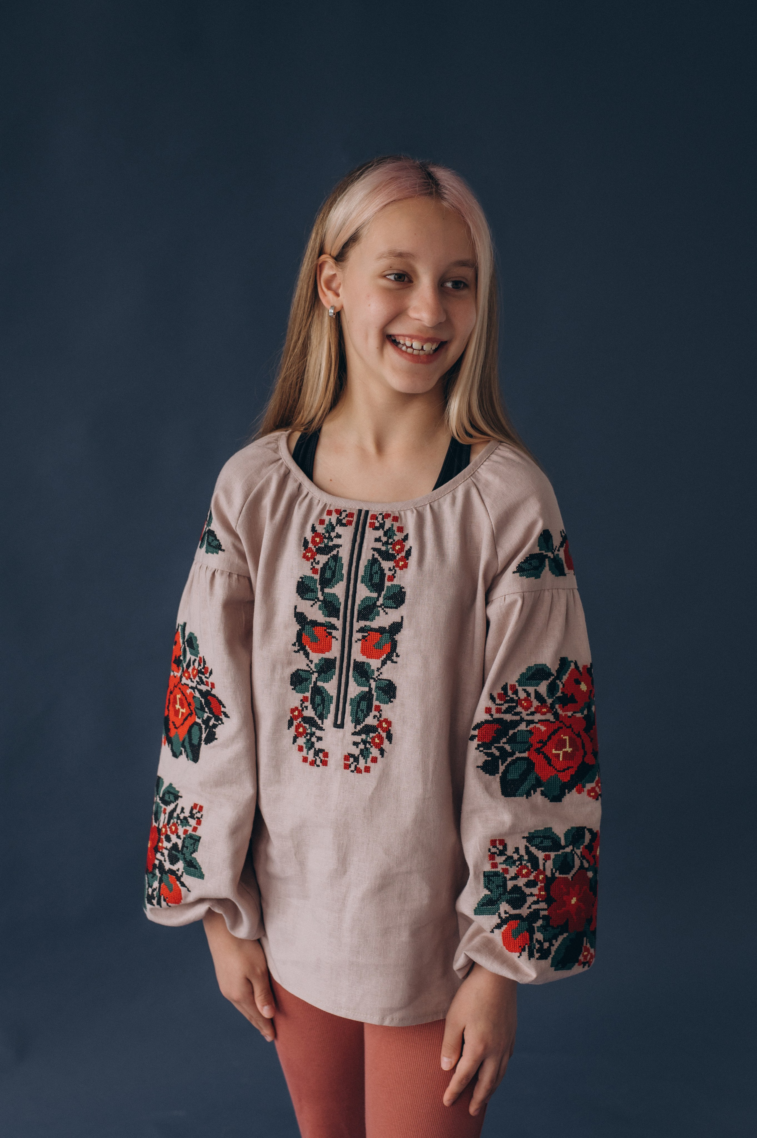 Шкільна фотосесія на віньєтки Тернопіль, фотосесія випускників Тернопіль, зйомка на віньєтки, шкільні фотоальбоми Тернопіль. Сімейний, дитячий та індивідуальний фотограф в м. Тернопіль, м. Львів