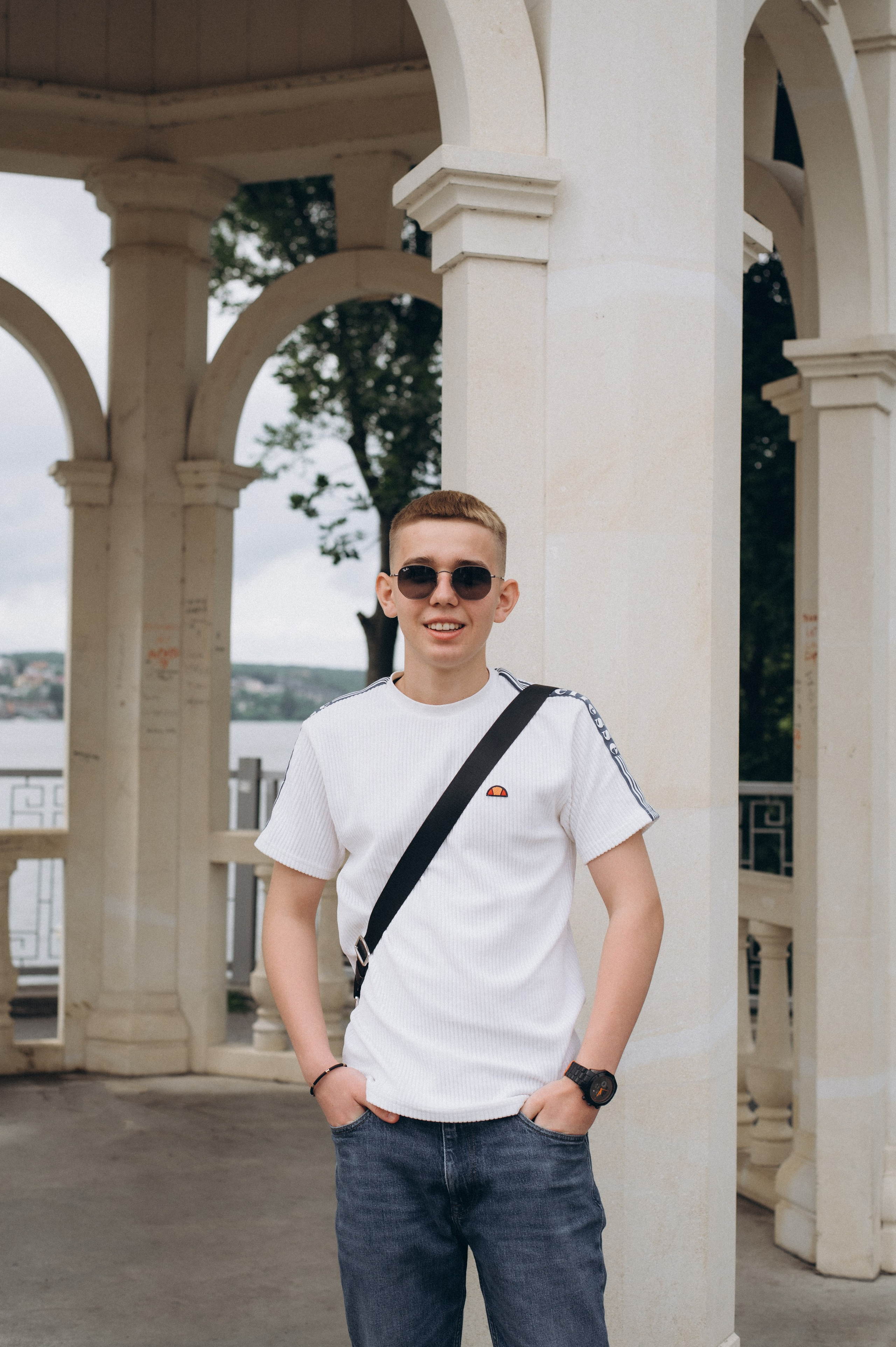 Випускники 2025, фотосесія випускного Тернопіль, фотосесія випускників Тернопіль, зйомка випускного, фотосесія випускного. Сімейний, дитячий та індивідуальний фотограф в м. Тернопіль, м. Львів