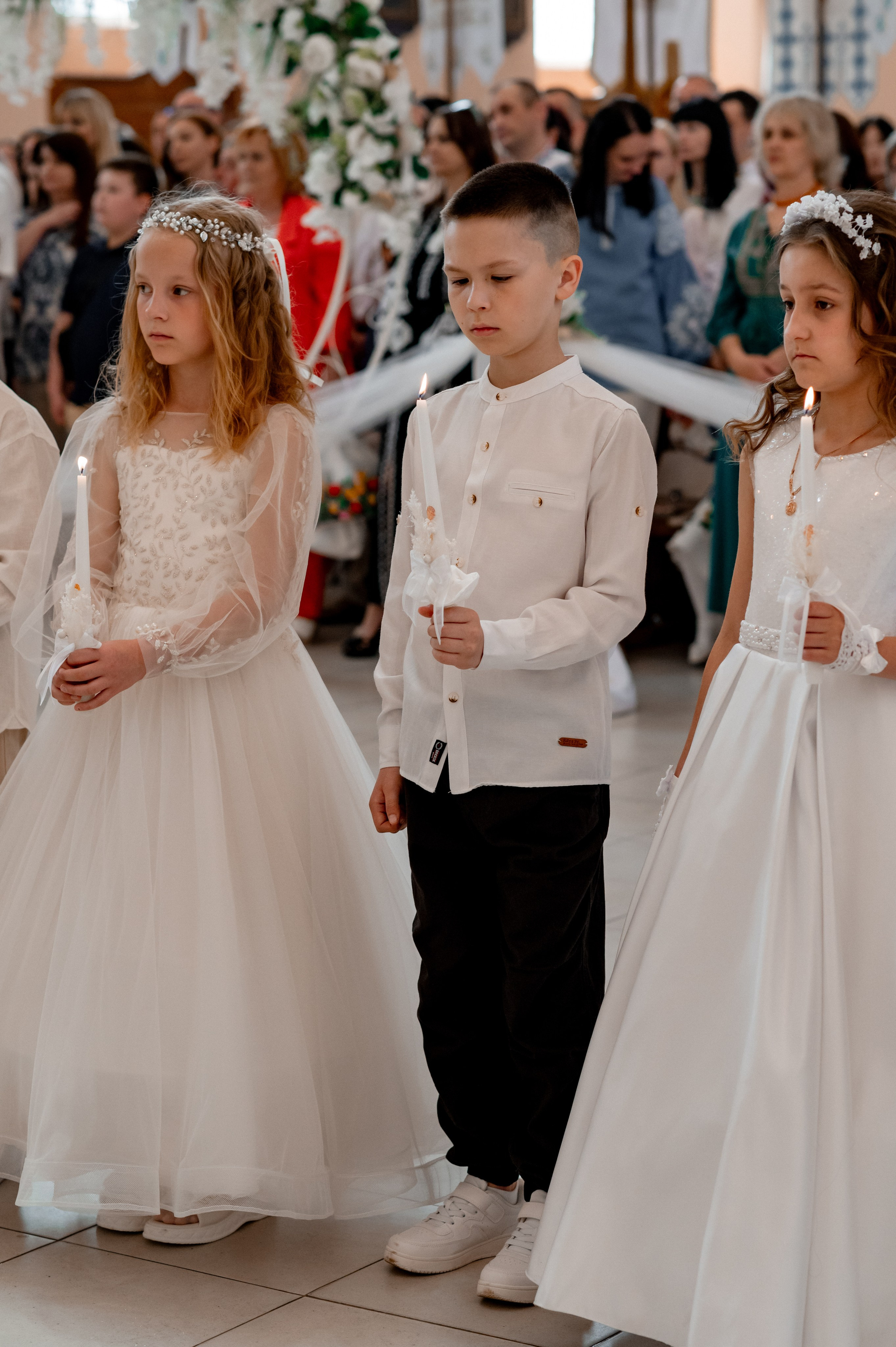 Фотосесія Першого Причастя Тернопіль, зйомка Причастя Тернопіль, Таїнство Першого Причастя Тернопіль, Катедра Причастя Тернопіль. Сімейний, дитячий та індивідуальний фотограф в м. Тернопіль, м. Львів