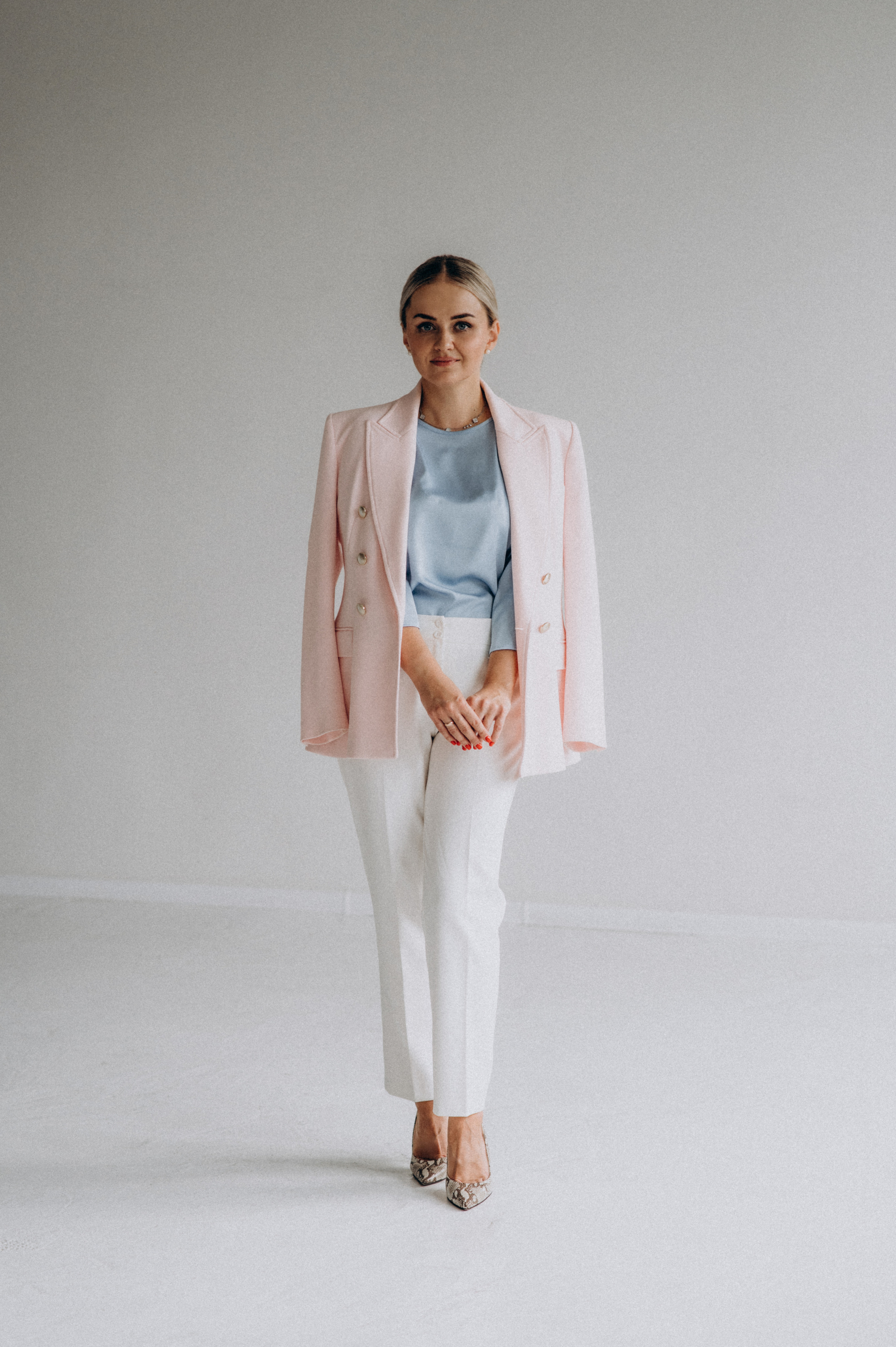 Контент зйомка, фотосесія персоналу клініки. Сімейний, дитячий та індивідуальний фотограф в м. Тернопіль, м. Львів