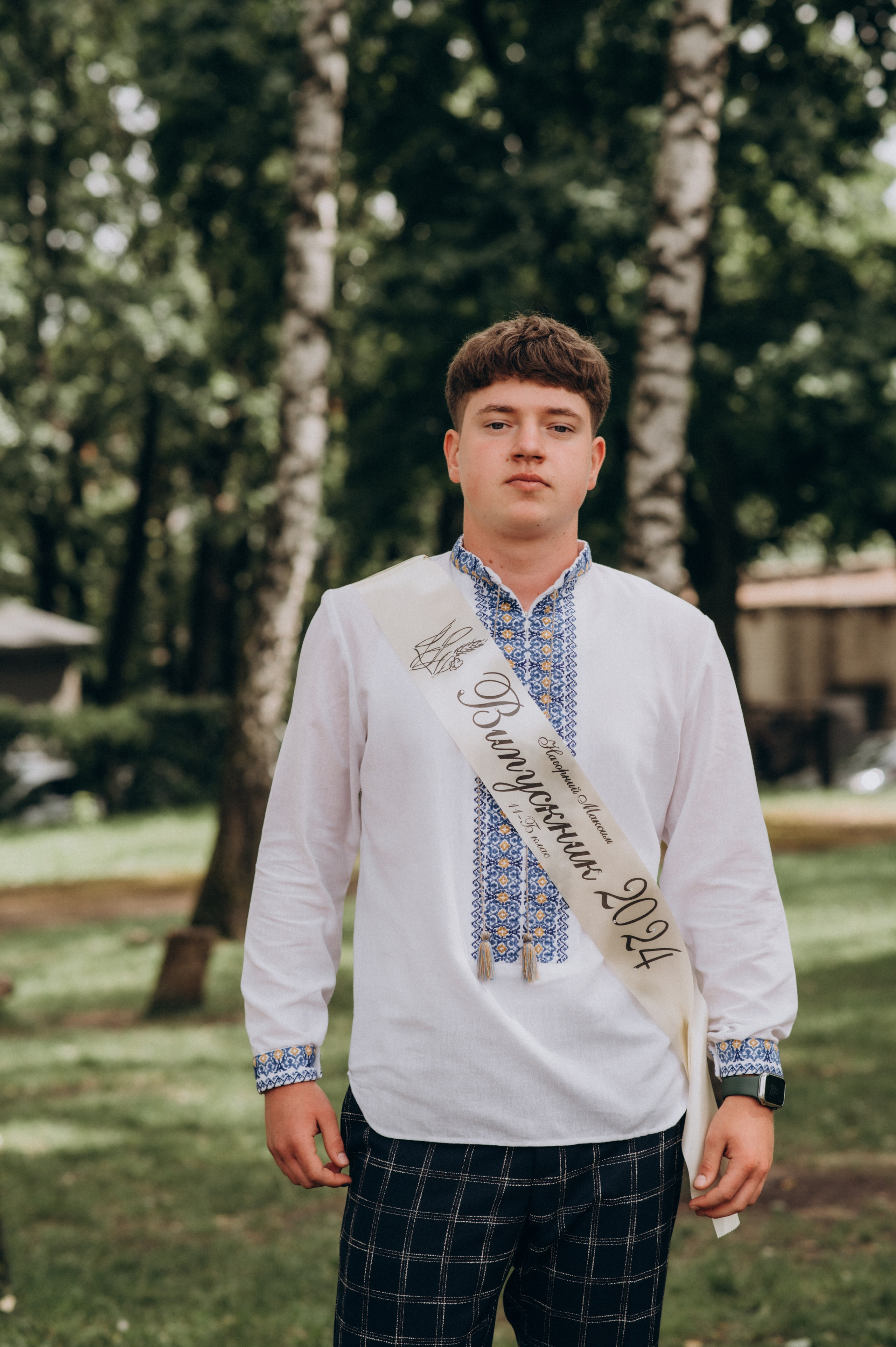 Фотосесія останнього дзвоника, фотосесія випускників Тернопіль, випускний 2024. Сімейний, дитячий та індивідуальний фотограф в м. Тернопіль, м. Львів