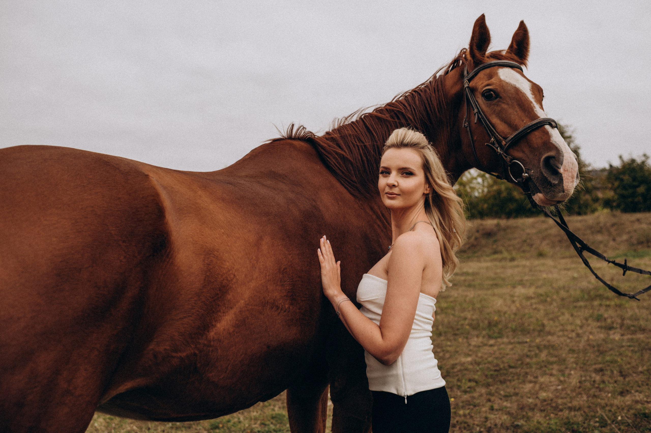 Фотосесія з кіньми Тернопіль, кінна зйомка, сімейна фотосесія на конях. Сімейний, дитячий та індивідуальний фотограф в м. Тернопіль, м. Львів