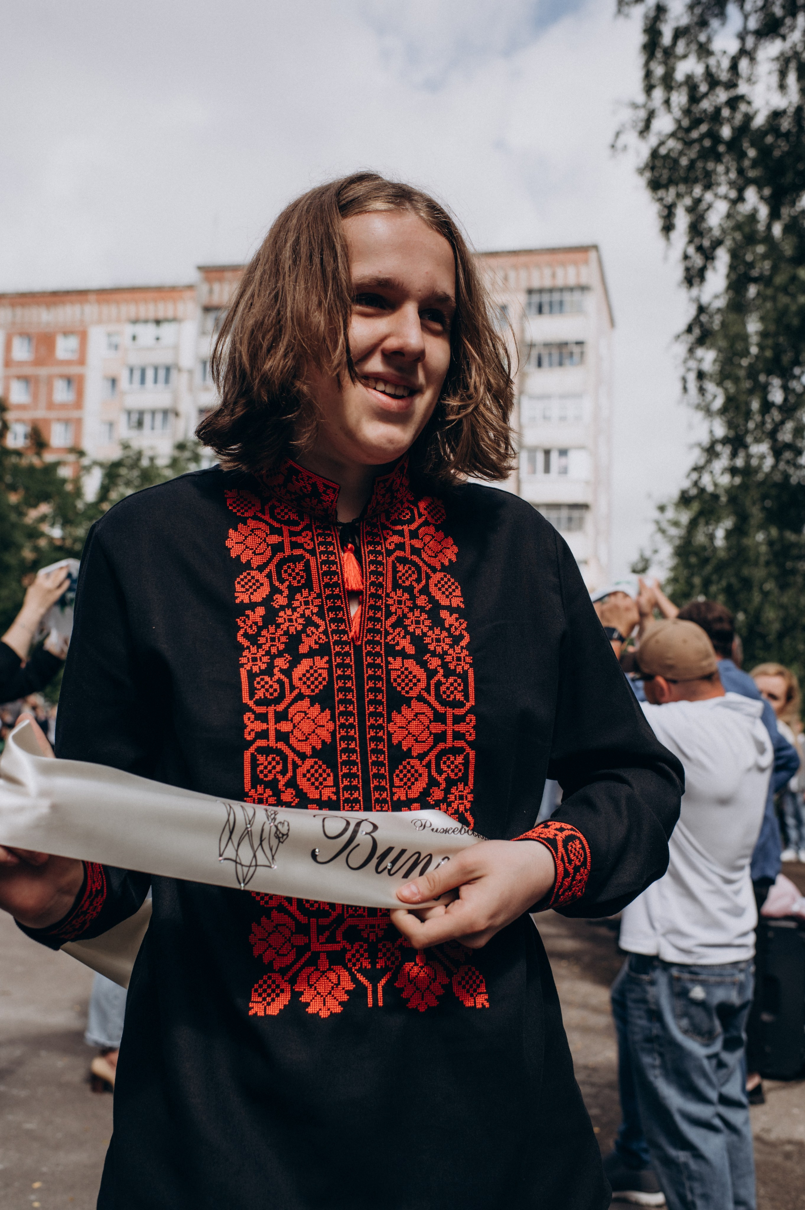 Фотосесія останнього дзвоника, фотосесія випускників Тернопіль, випускний 2024. Сімейний, дитячий та індивідуальний фотограф в м. Тернопіль, м. Львів