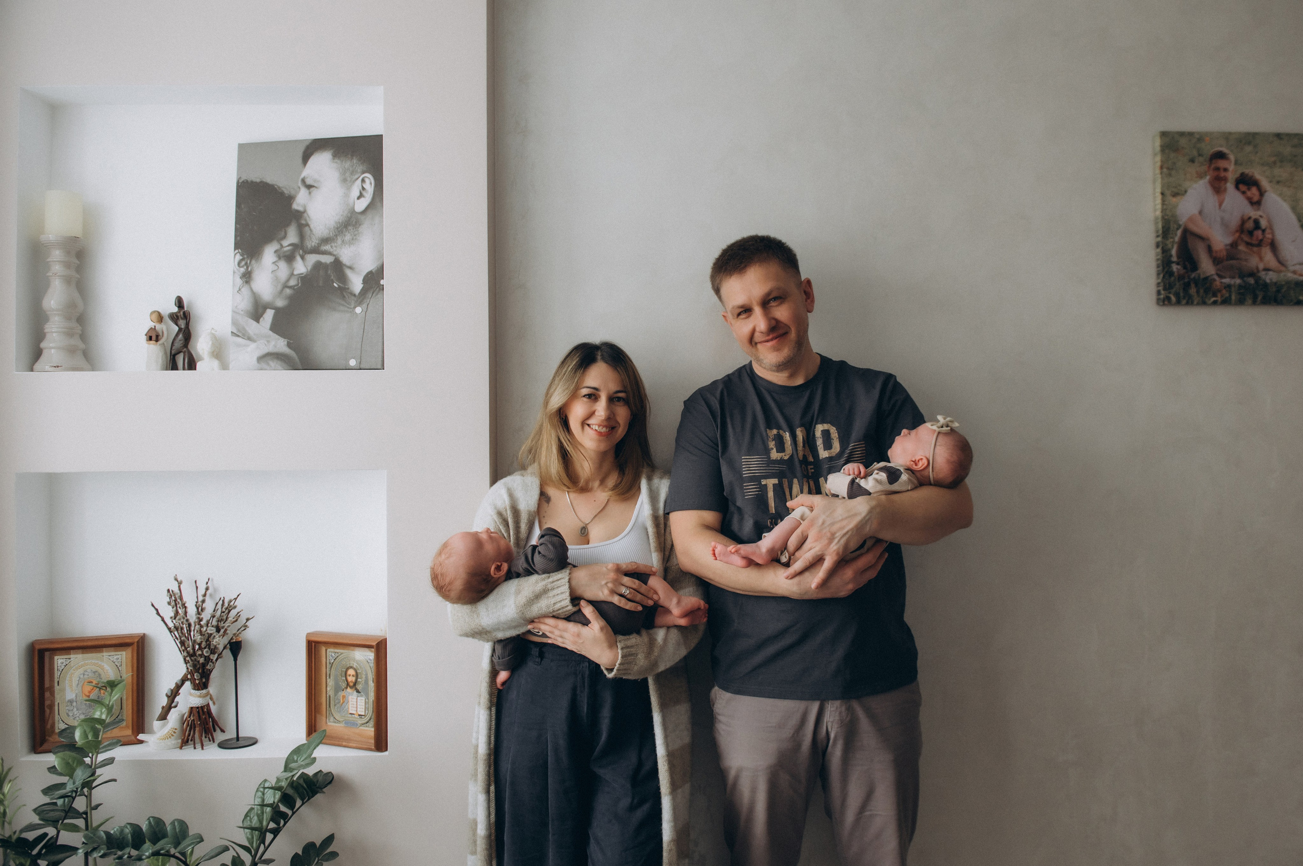 Сімейна фотосесія вдома Тернопіль, сімейний фотограф Львів Тернопіль, сімейна фотосесія Тернопіль, фотосесія двійні, зйомка близнюків. Сімейний, дитячий та індивідуальний фотограф в м. Тернопіль, м. Львів