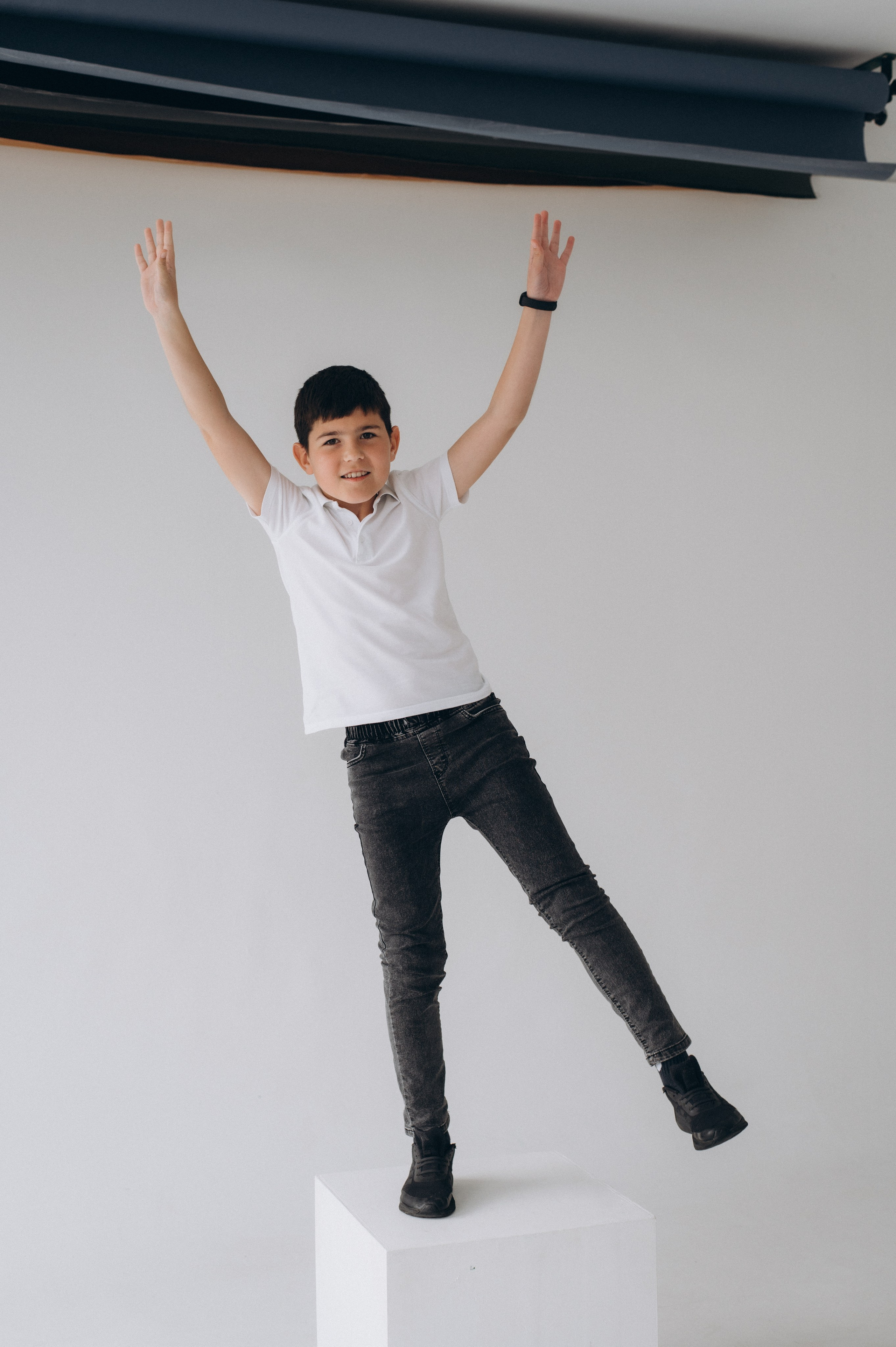 Шкільна фотосесія на віньєтки Тернопіль, фотосесія випускників Тернопіль, зйомка на віньєтки, шкільні фотоальбоми Тернопіль. Сімейний, дитячий та індивідуальний фотограф в м. Тернопіль, м. Львів