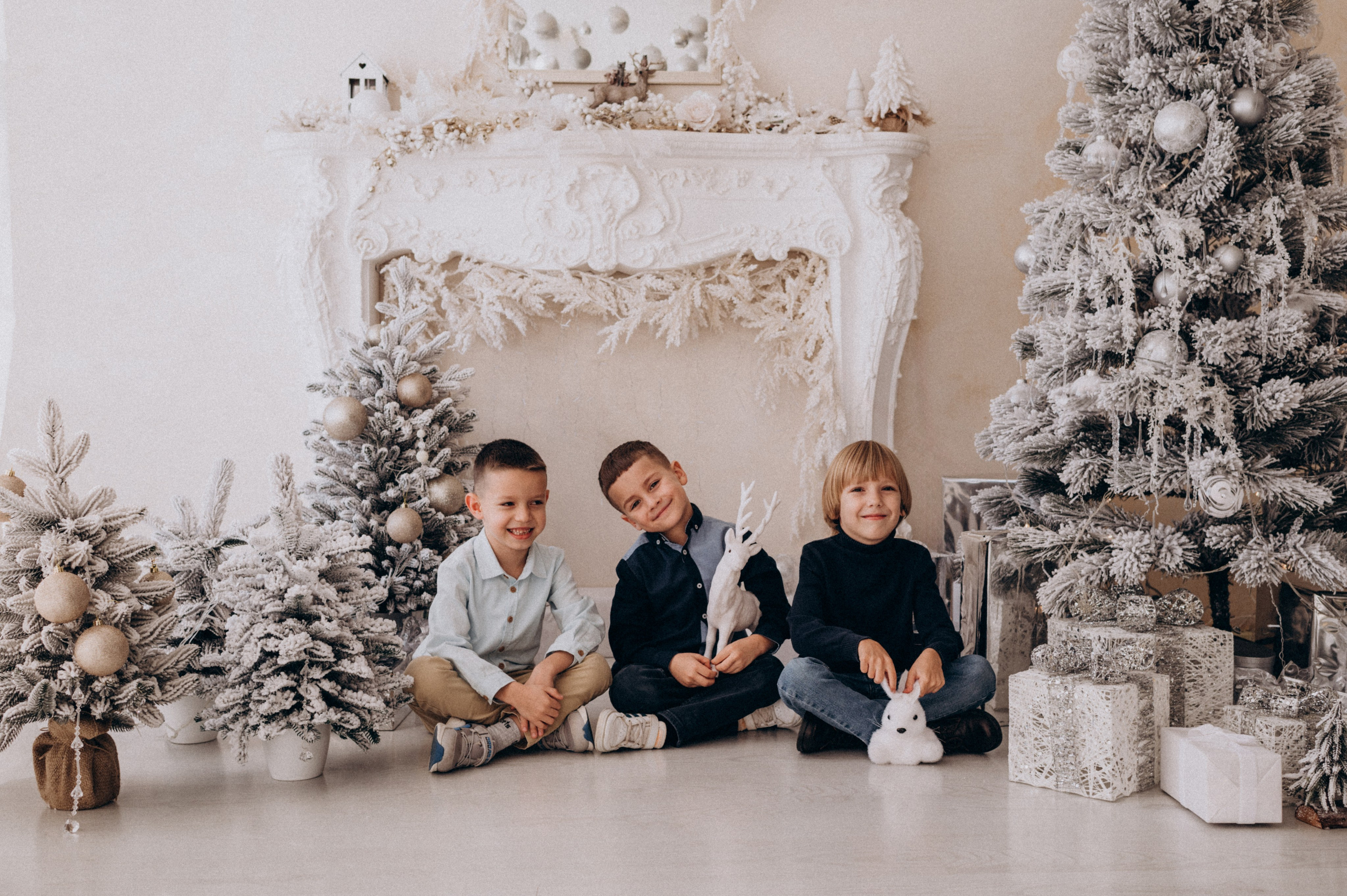 Фотосесія групи дитячого садочку, фотосесія на віньєтки, зйомка дітей в студії. Сімейний, дитячий та індивідуальний фотограф в м. Тернопіль, м. Львів