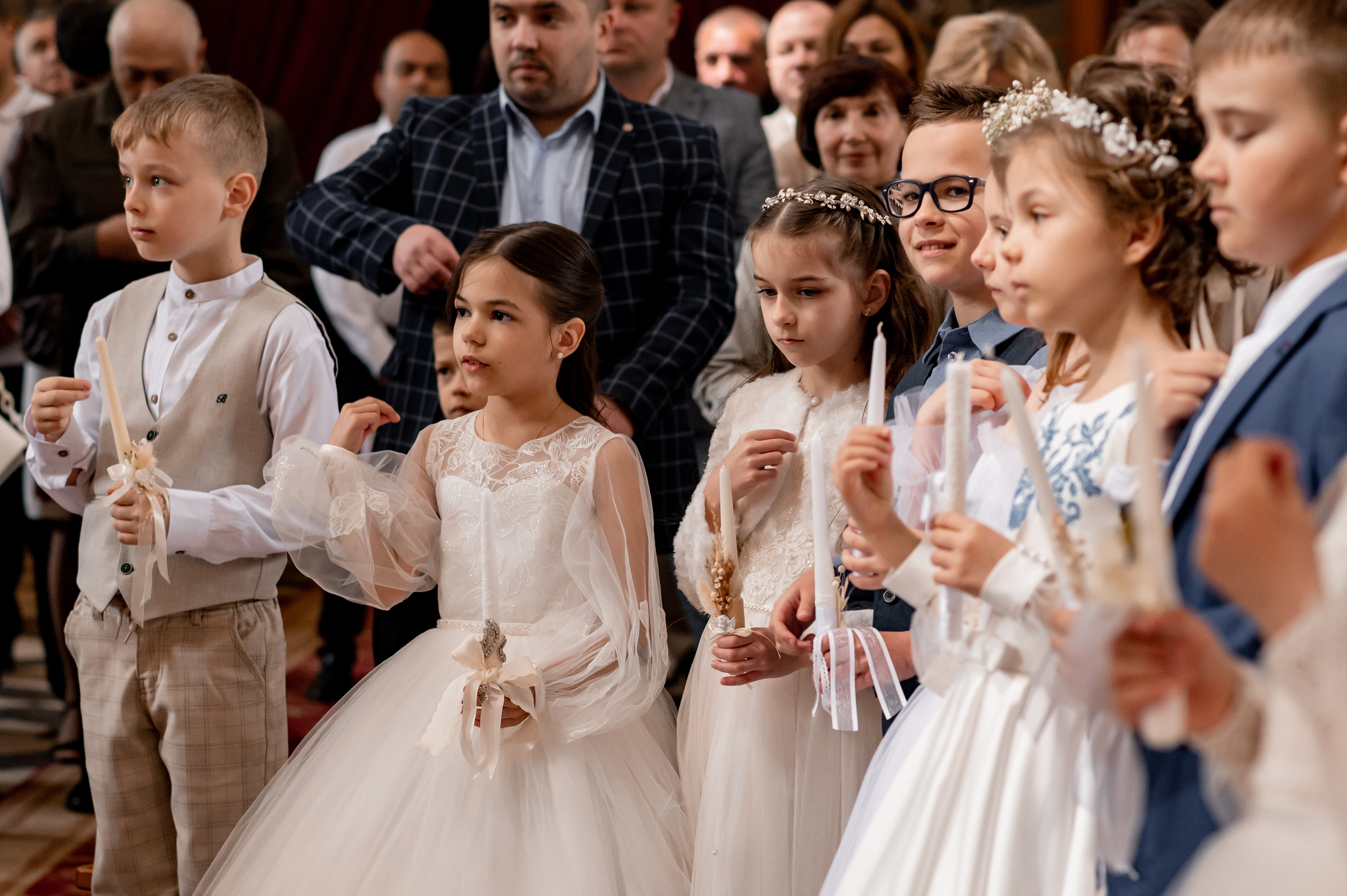 Фотосесія Першого Причастя Тернопіль, зйомка Причастя Тернопіль, Таїнство Першого Причастя Тернопіль, Катедра Причастя Тернопіль. Сімейний, дитячий та індивідуальний фотограф в м. Тернопіль, м. Львів