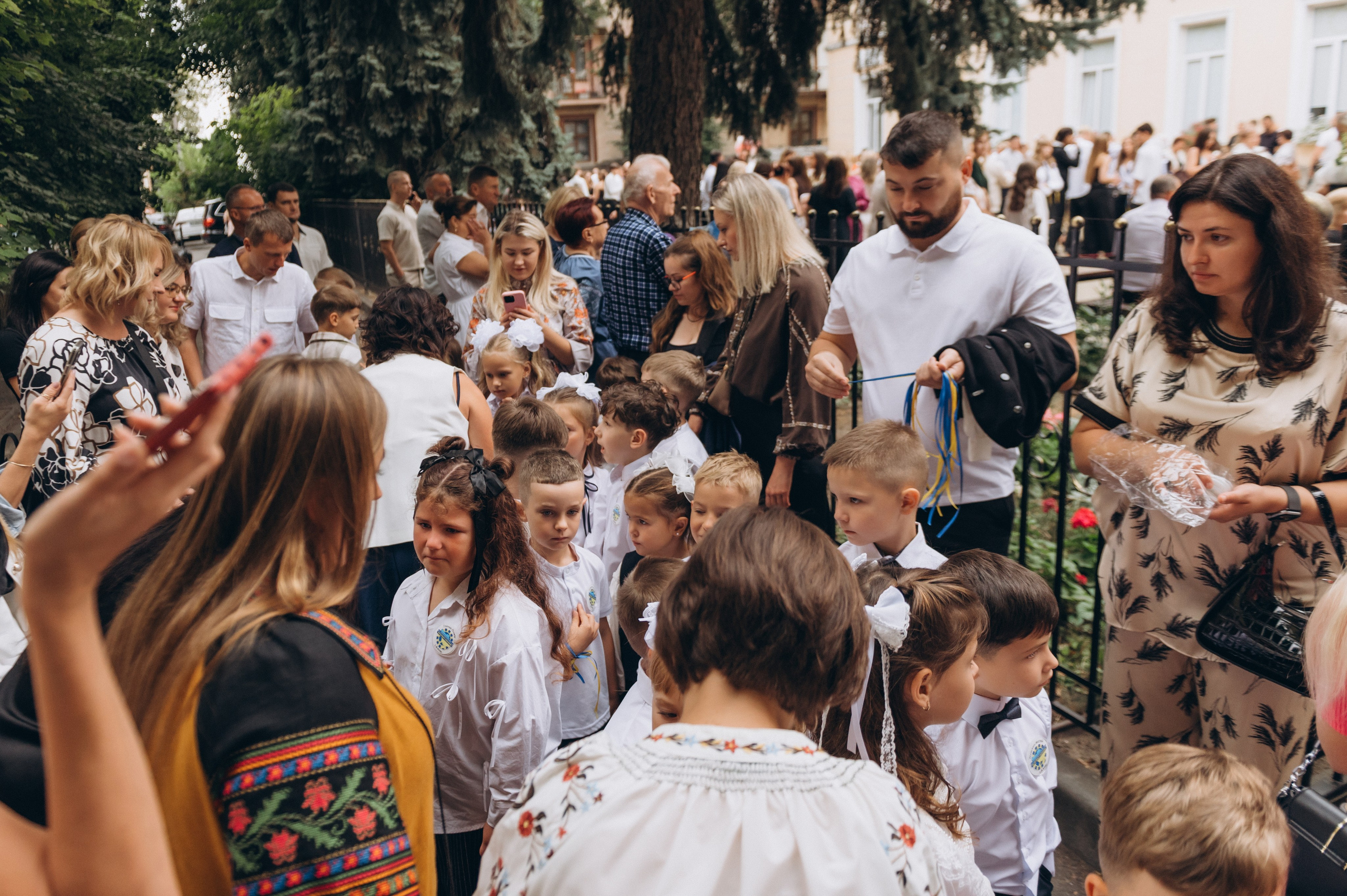 Перший дзвоник у Тернополі, фотосесія першокласників