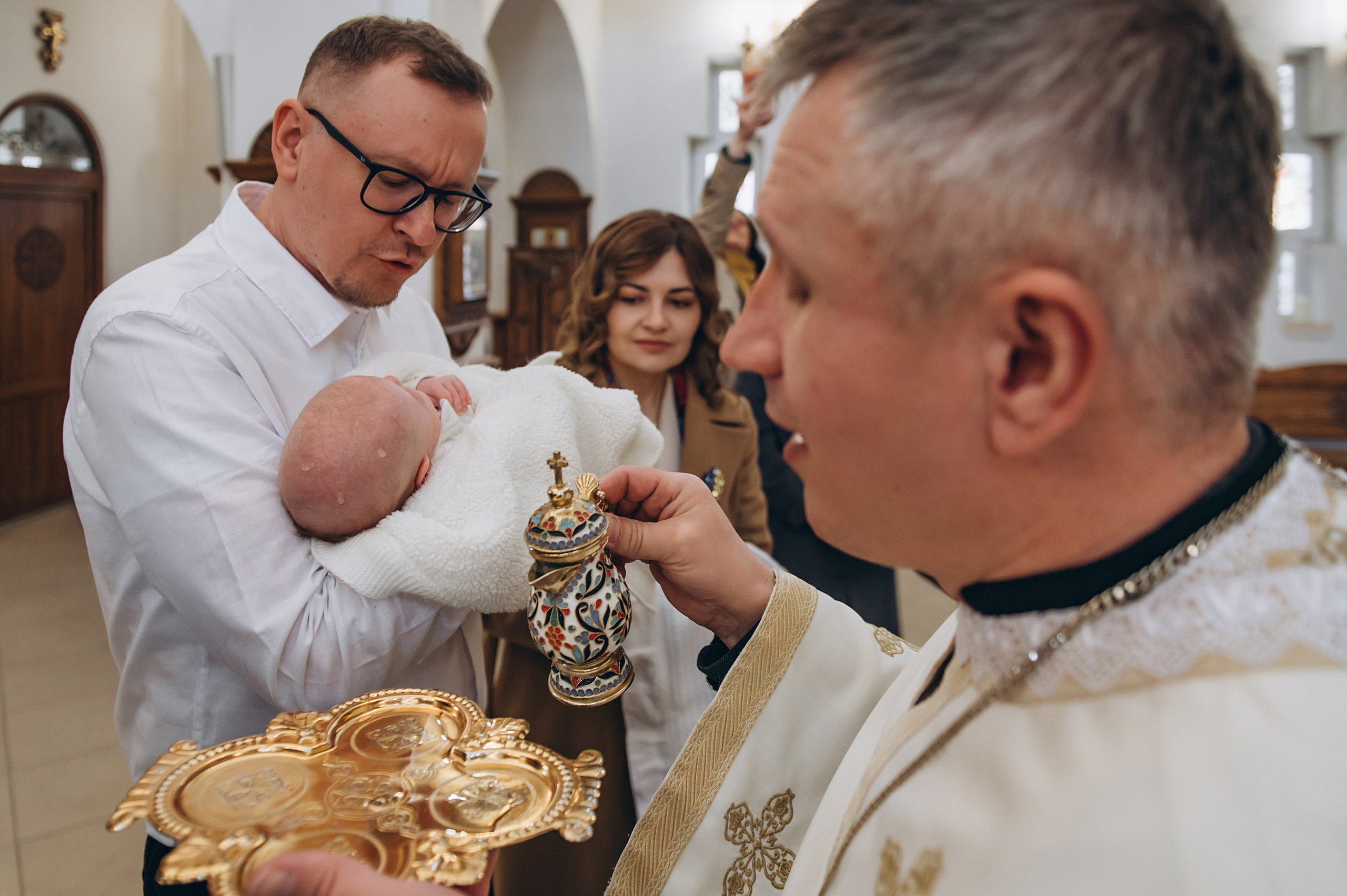 Фотосесія Хрещення Тернопіль, зйомка Хрестин Тернопіль, Храм Різдва Пресвятої Богородиці УГКЦ Тернопіль. Сімейний, дитячий та індивідуальний фотограф в м. Тернопіль, м. Львів