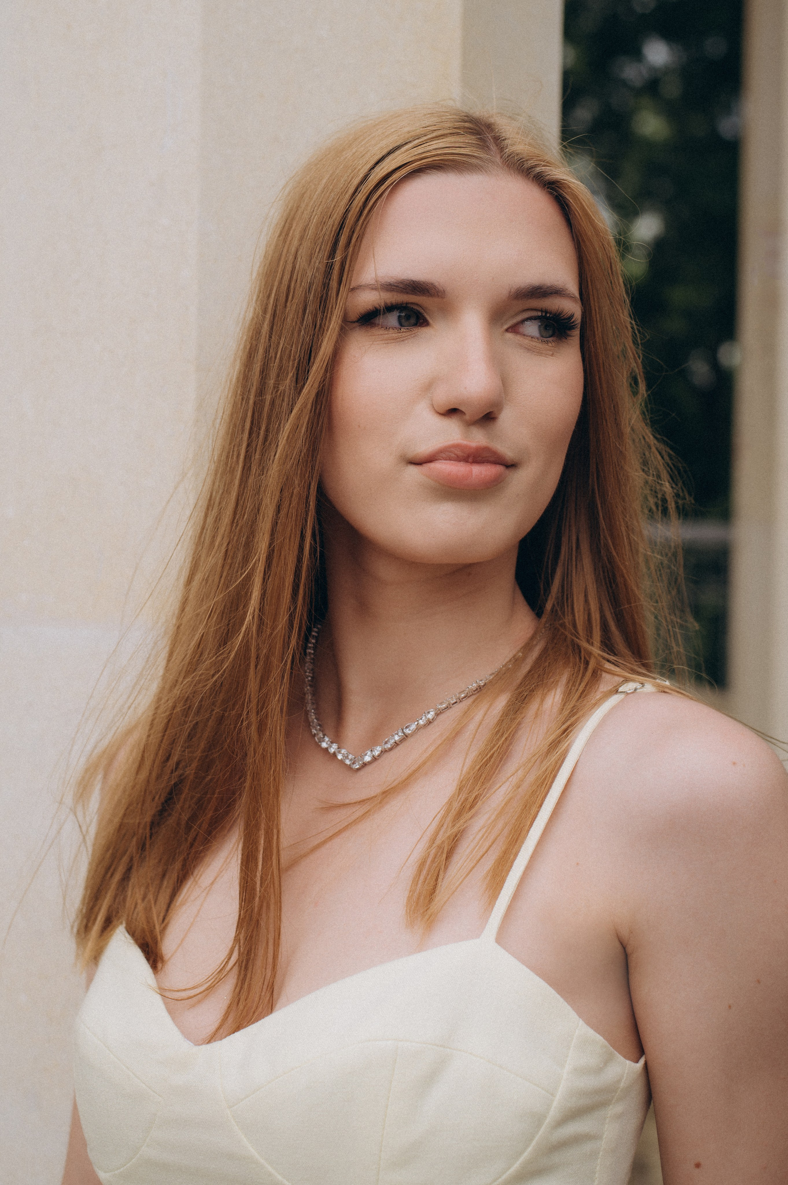 Випускники 2025, фотосесія випускного Тернопіль, фотосесія випускників Тернопіль, зйомка випускного, фотосесія випускного. Сімейний, дитячий та індивідуальний фотограф в м. Тернопіль, м. Львів