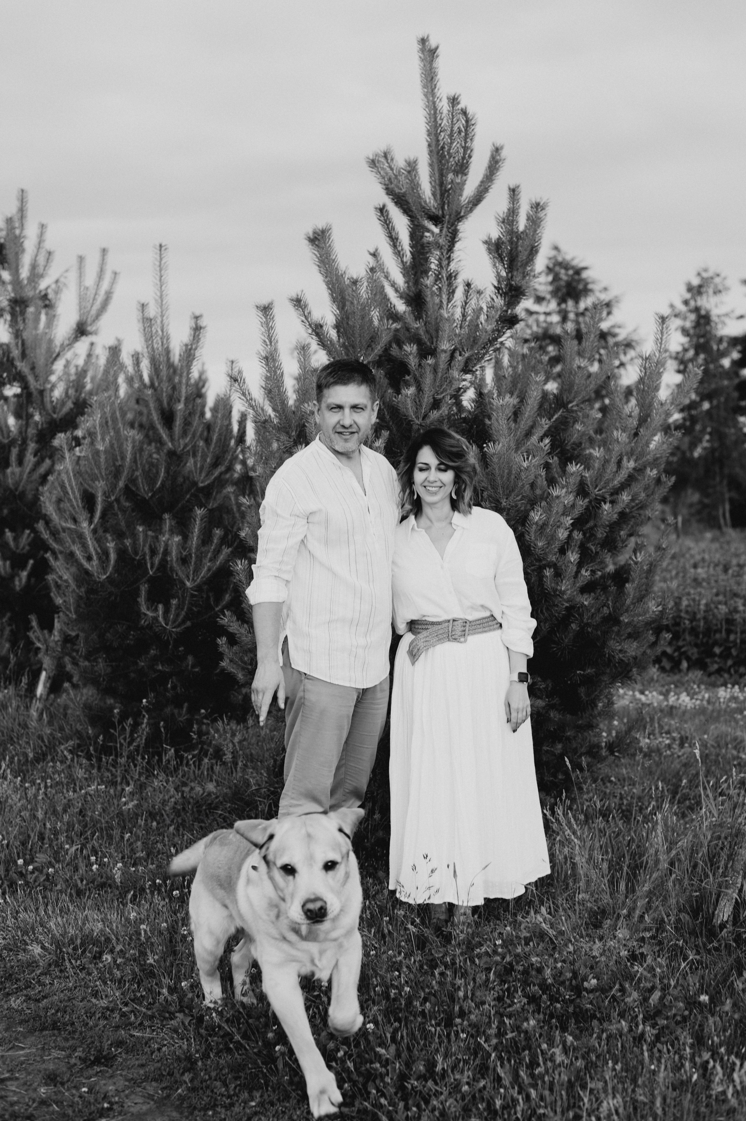 Сімейна фотосесія на природі, зйомка з собакою, фотосесія лавсторі Тернопіль. Сімейний, дитячий та індивідуальний фотограф в м. Тернопіль, м. Львів