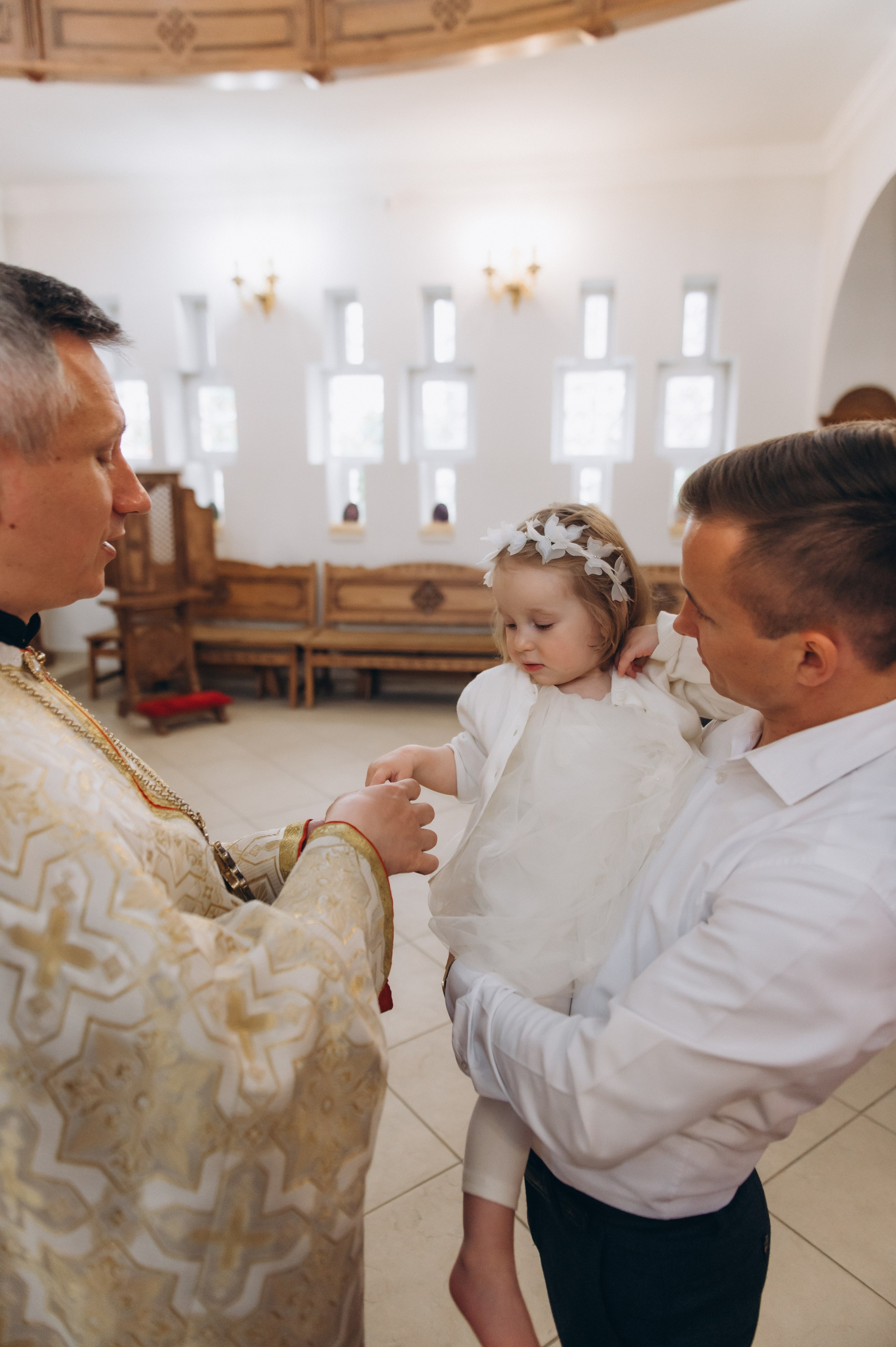 Фотосесія Хрещення Тернопіль, зйомка Хрестин Тернопіль, фотограф на хрестини Тернопіль, хрещення Львів. Сімейний, дитячий та індивідуальний фотограф в м. Тернопіль, м. Львів