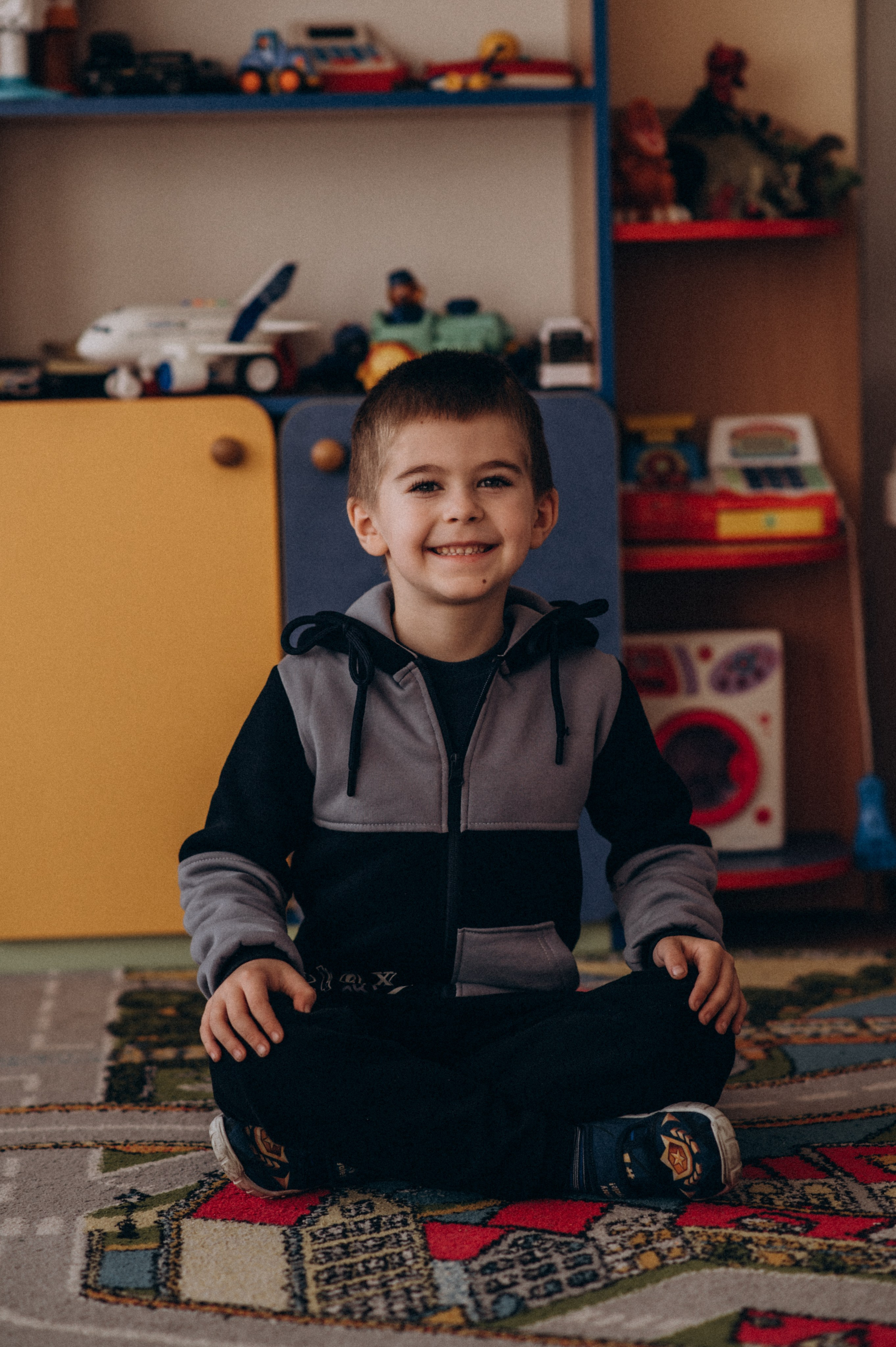 Фотосесія в дитячому садку, фотосесія на віньєтки, випускні фотоальбоми Тернопіль, шкільні фотоальбоми Тернопіль, зйомка випускного садочку. Сімейний, дитячий та індивідуальний фотограф в м. Тернопіль, м. Львів