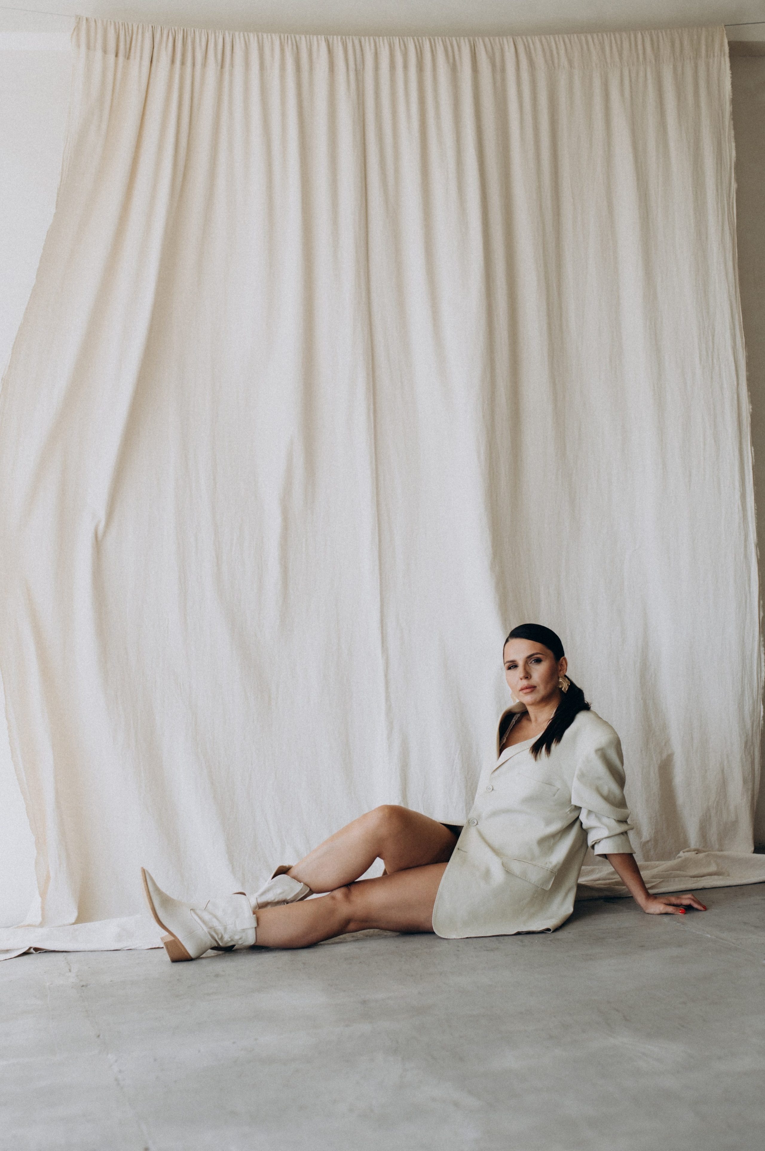 Портретна зйомка Тернопіль, контент-зйомка для лікаря, фотосесія лікаря у студії Тернопіль. Сімейний, дитячий та індивідуальний фотограф в м. Тернопіль, м. Львів