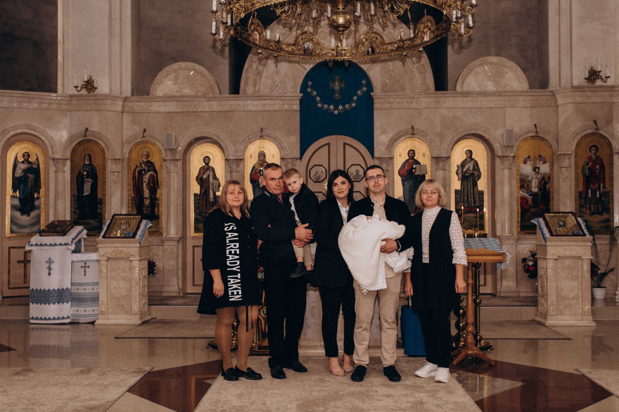 Таїнство Хрещення, хрестини Тернопіль, хрещення Львів. Сімейний, дитячий та індивідуальний фотограф в м. Тернопіль, м. Львів