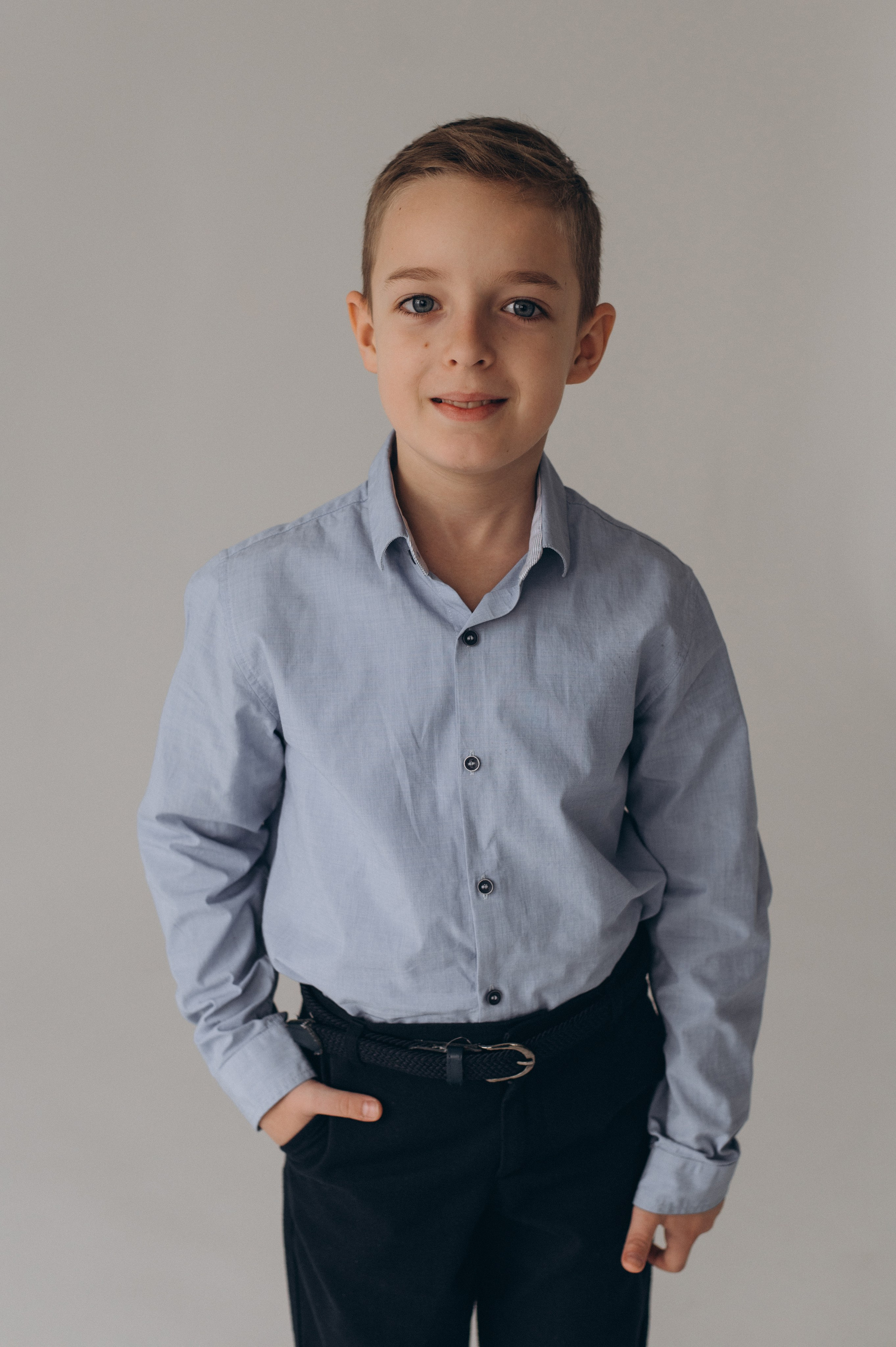 Шкільна фотосесія на віньєтки Тернопіль, шкільні альбоми, фотосесія випускників Тернопіль, випускний альбом, фотограф випускний Тернопіль. Сімейний, дитячий та індивідуальний фотограф в м. Тернопіль, м. Львів