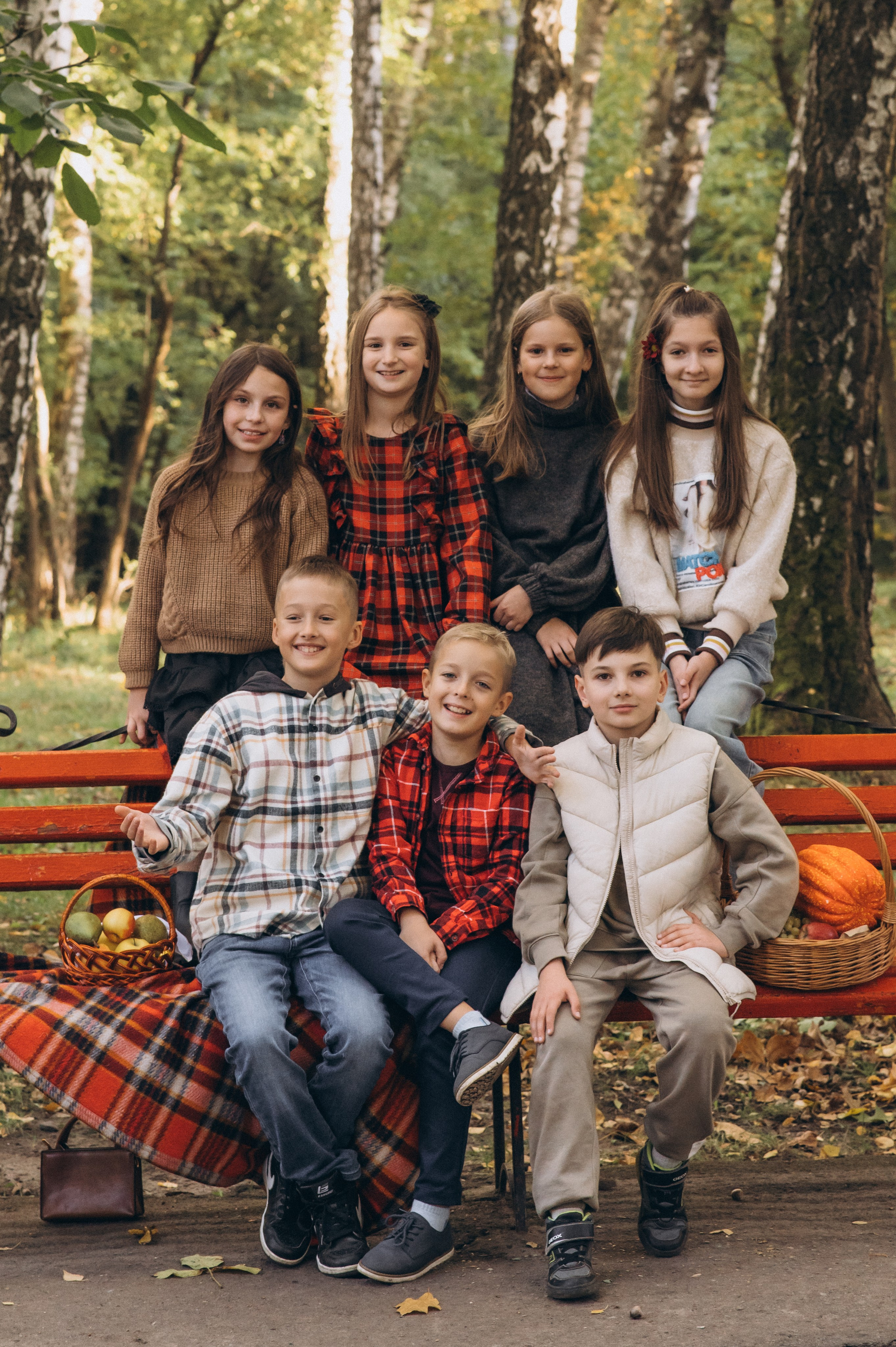 Фотосесія випускників Тернопіль, зйомка на віньєтки Тернопіль, вінєтки, випускні фотоальбоми Тернопіль. Сімейний, дитячий та індивідуальний фотограф в м. Тернопіль, м. Львів