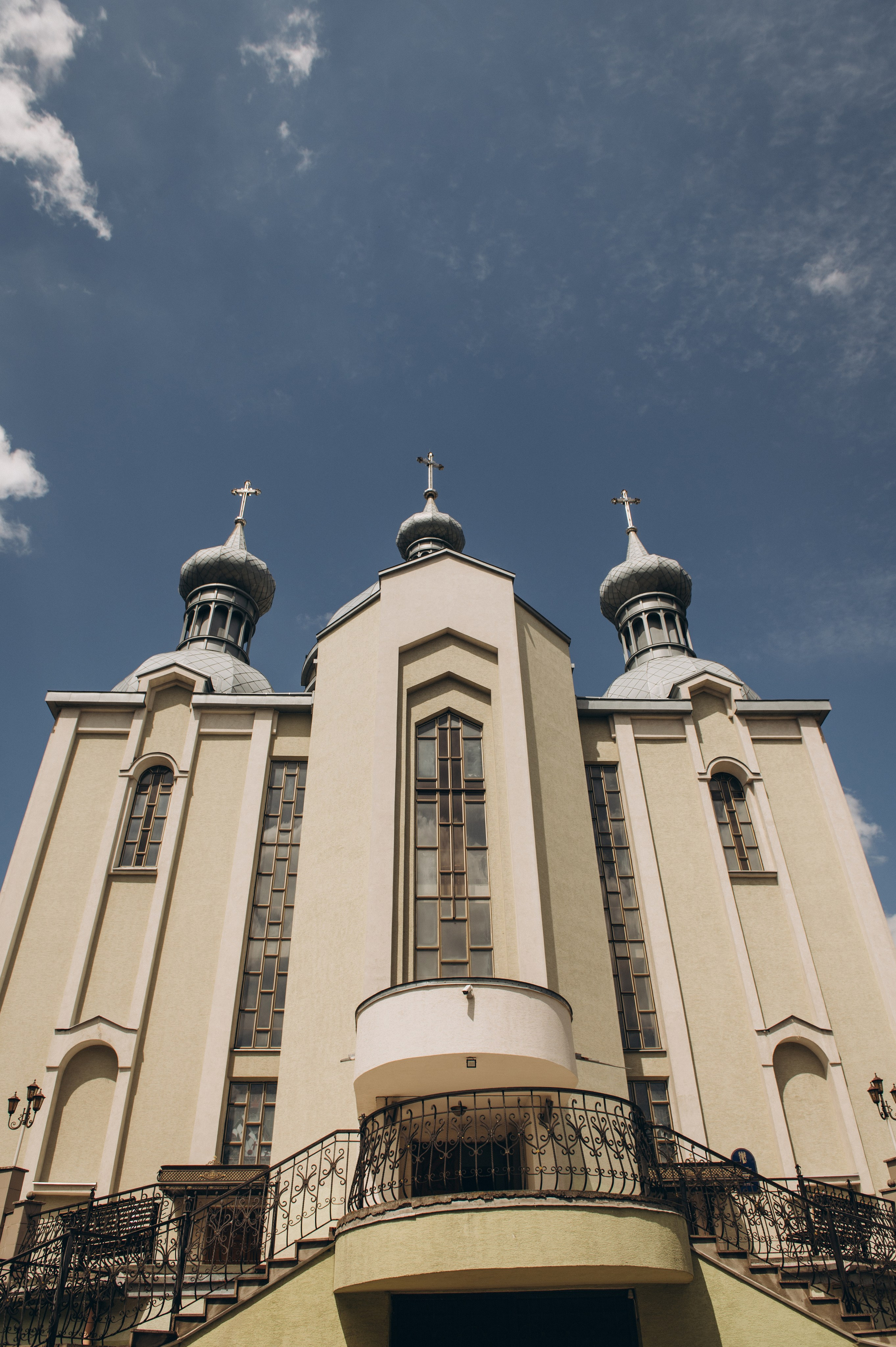 Фотосесія Причастя Тернопіль церква Св Михаїла, фотограф на Причастя Тернопіль, фотосесія Літургії Причастя Тернопіль. Сімейний, дитячий та індивідуальний фотограф в м. Тернопіль, м. Львів