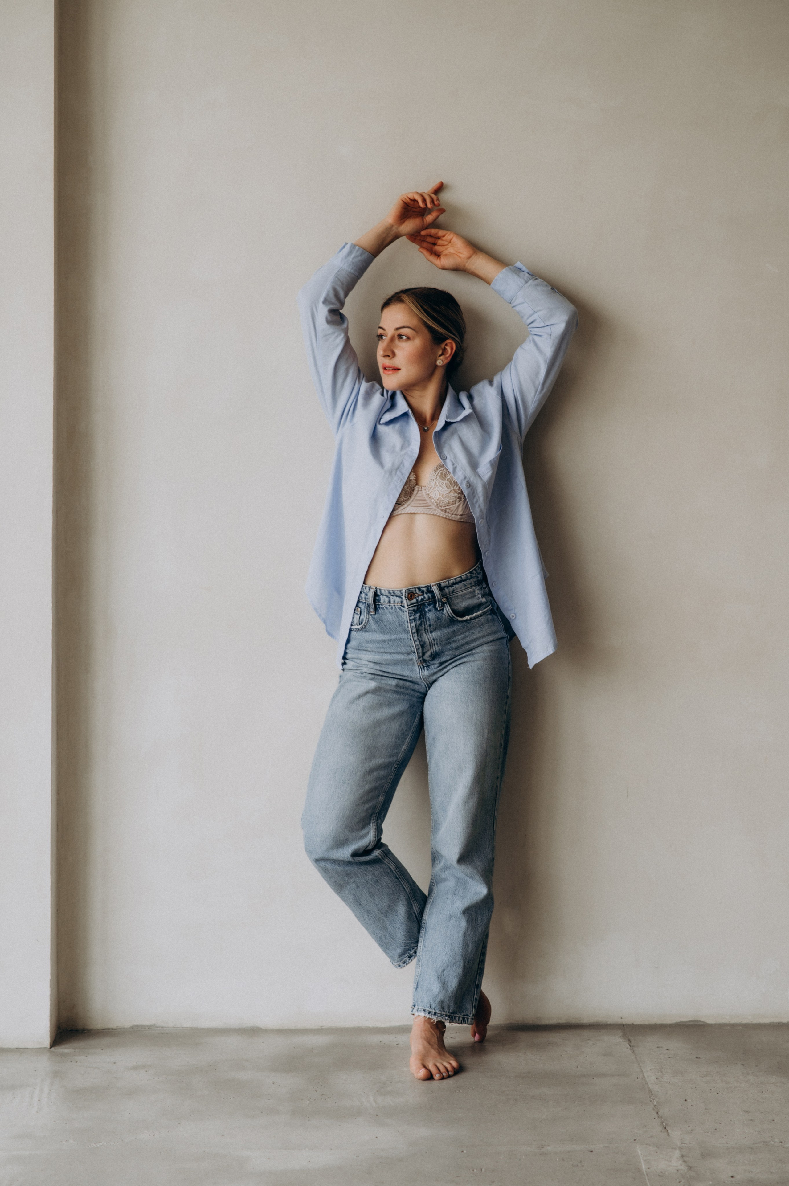 Індивідуальна фотосесія у студії Тернопіль, індивідуальна зйомка Львів. Сімейний, дитячий та індивідуальний фотограф в м. Тернопіль, м. Львів