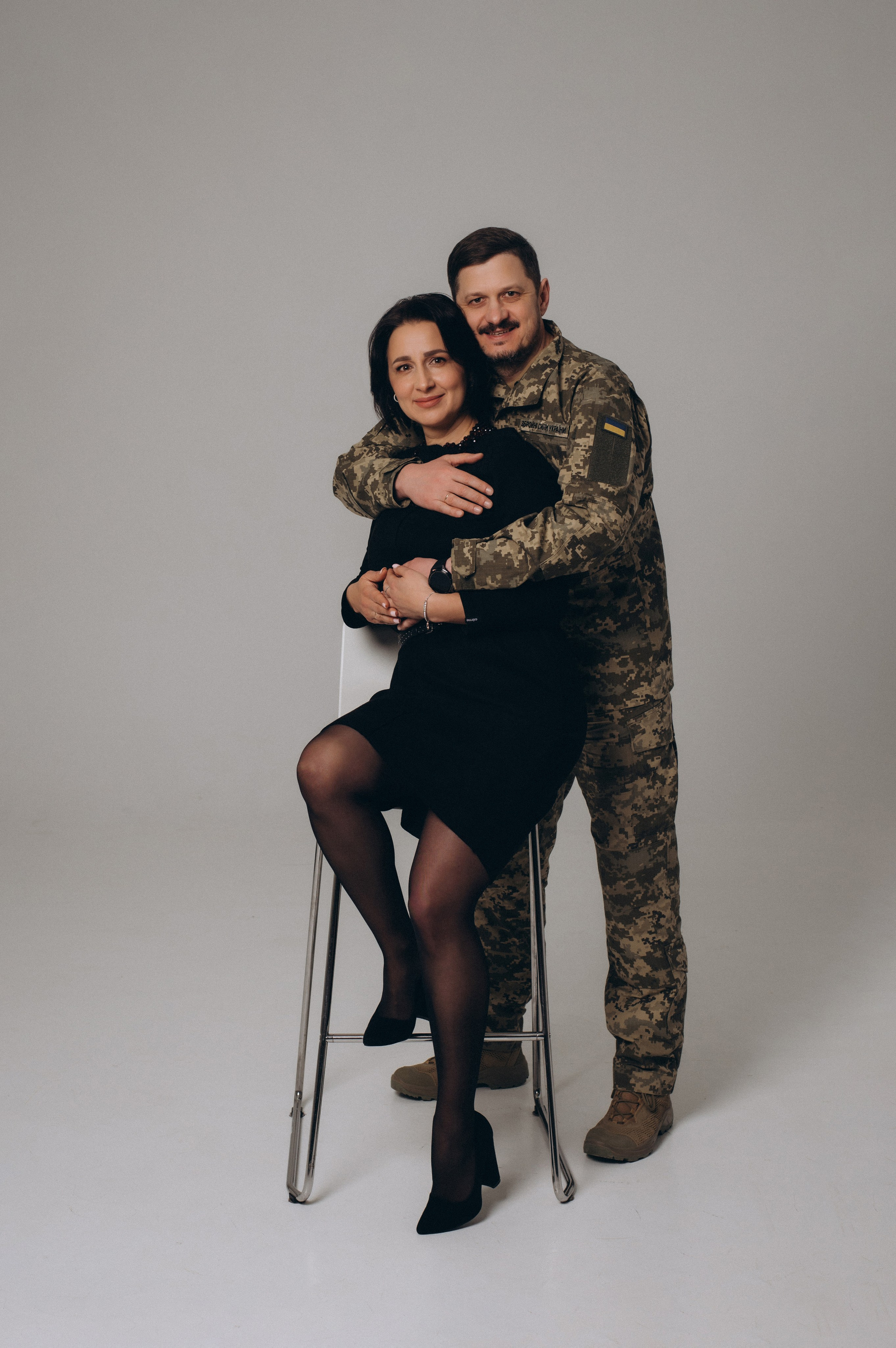 Фотосесія лавсторі Тернопіль, зйомка lovestory Тернопіль, сімейний фотограф Тернопіль, фотосесія пари в студії, сімейна фотосесія Тернопіль. Сімейний, дитячий та індивідуальний фотограф в м. Тернопіль, м. Львів