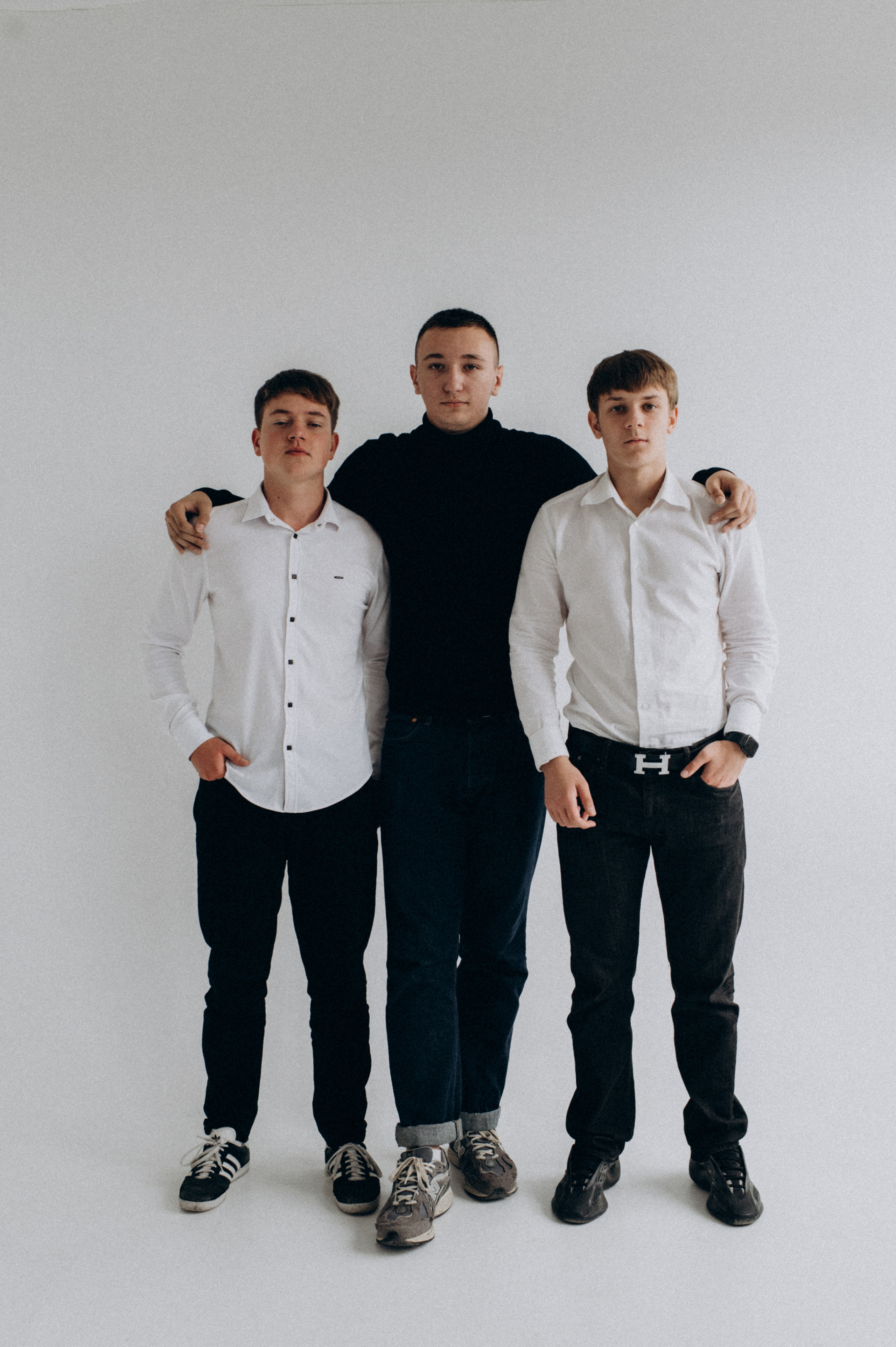 Фотосесія на віньєтки, фотосесія випускників, шкільна фотосесія. Сімейний, дитячий та індивідуальний фотограф в м. Тернопіль, м. Львів