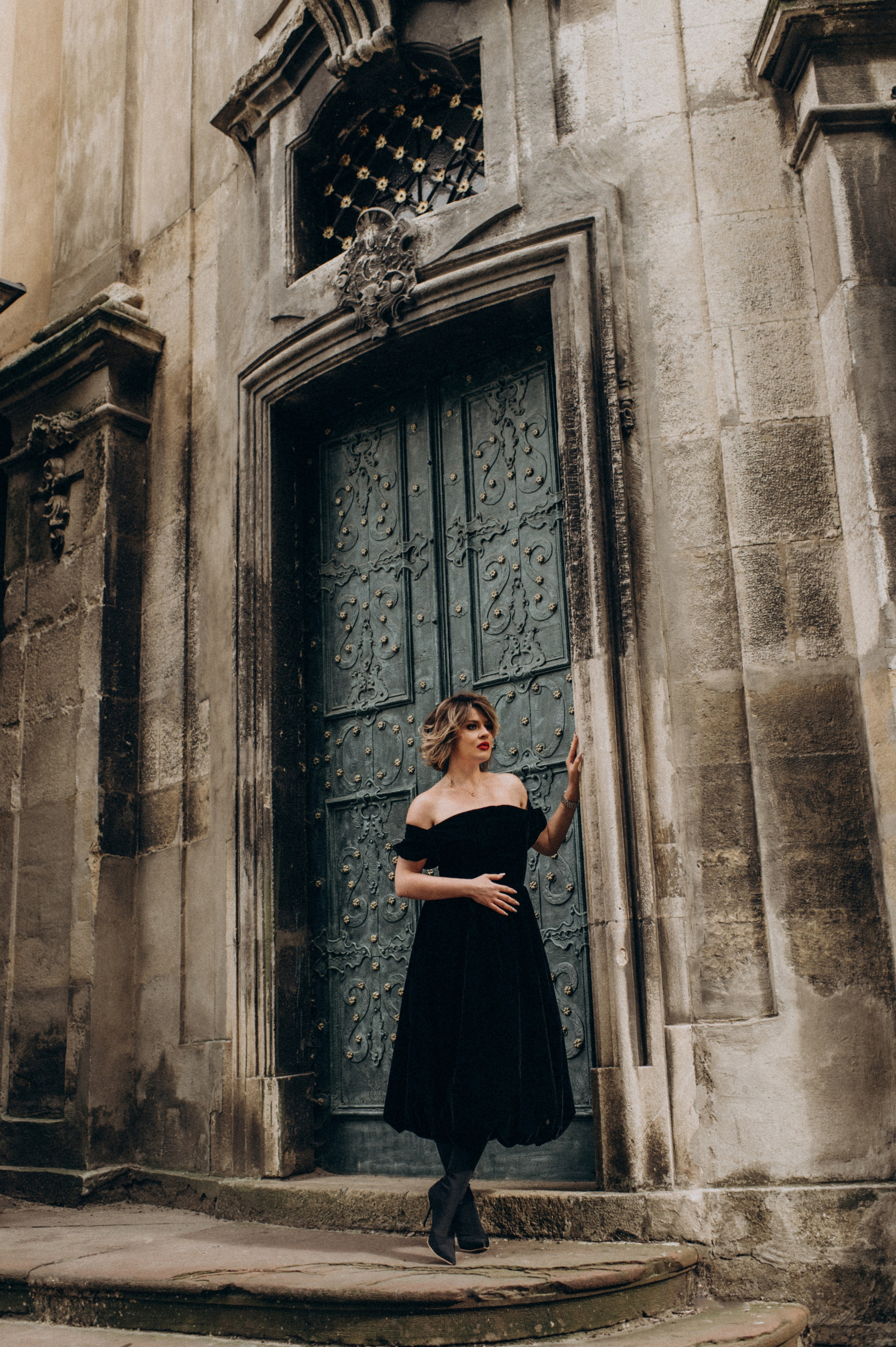 Фотосесія у м Львів індивідуальна вулична зйомка. Сімейний, дитячий та індивідуальний фотограф в м. Тернопіль, м. Львів