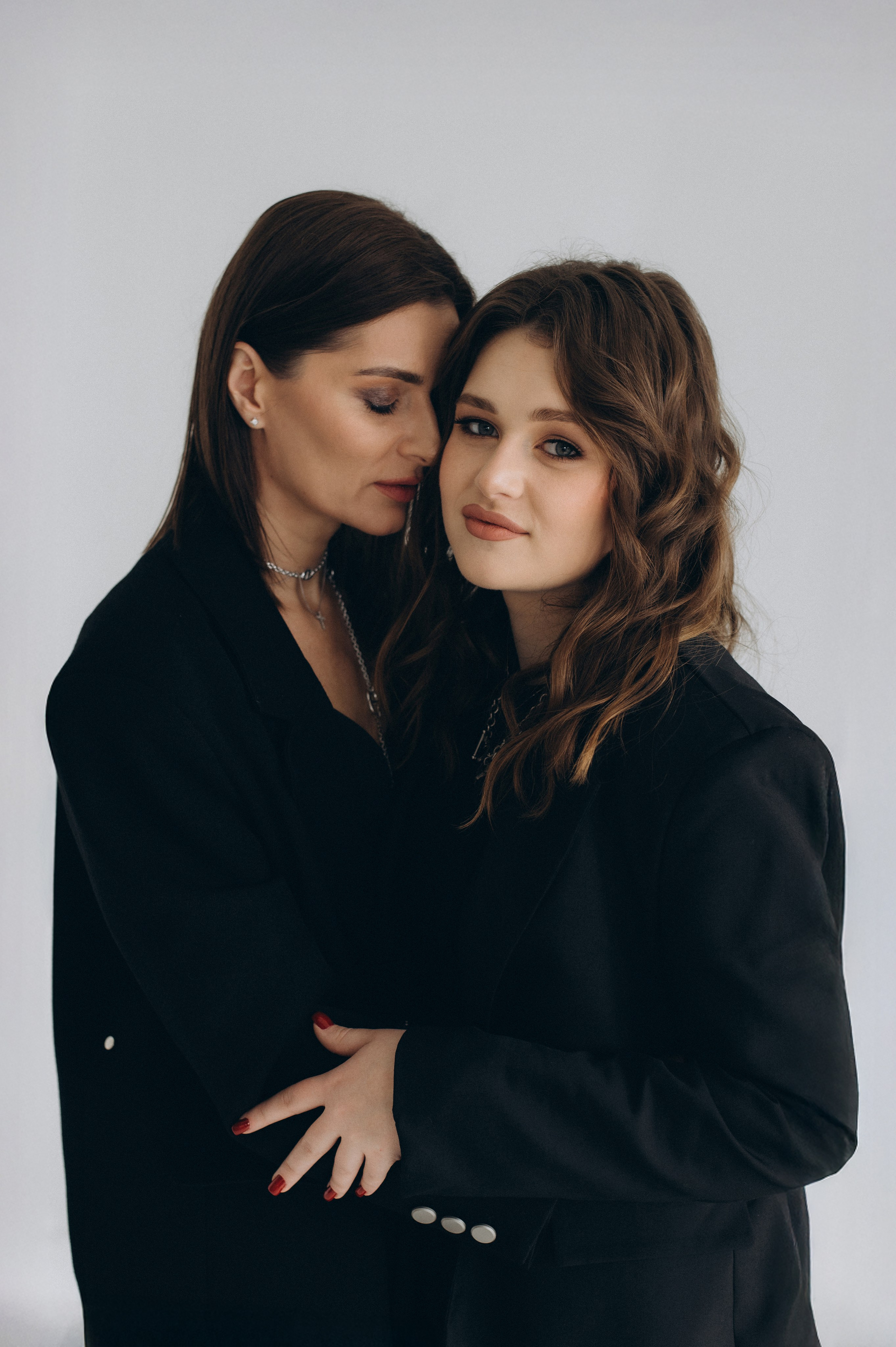 Сімейна фотосесія мами і донечок, сімейний фотограф Тернопіль, портретний фотограф Тернопіль, портретна фотосесія Львів. Сімейний, дитячий та індивідуальний фотограф в м. Тернопіль, м. Львів