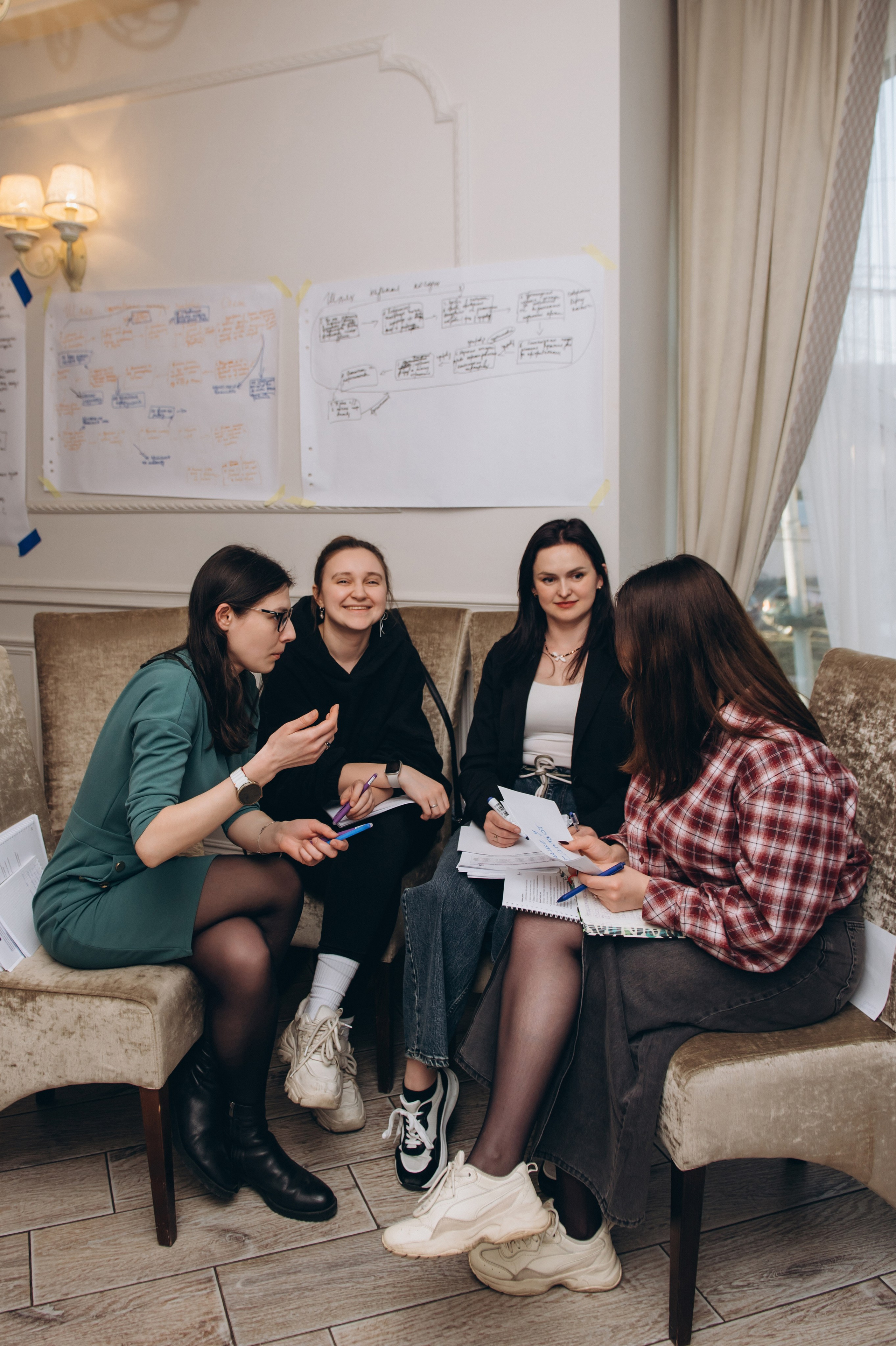 Репортажна фотосесія Тернопіль, репортажна зйомка заходу Тернопіль, зйомка конференцій, майстер-класів, тренінгів Тернопіль. Сімейний, дитячий та індивідуальний фотограф в м. Тернопіль, м. Львів