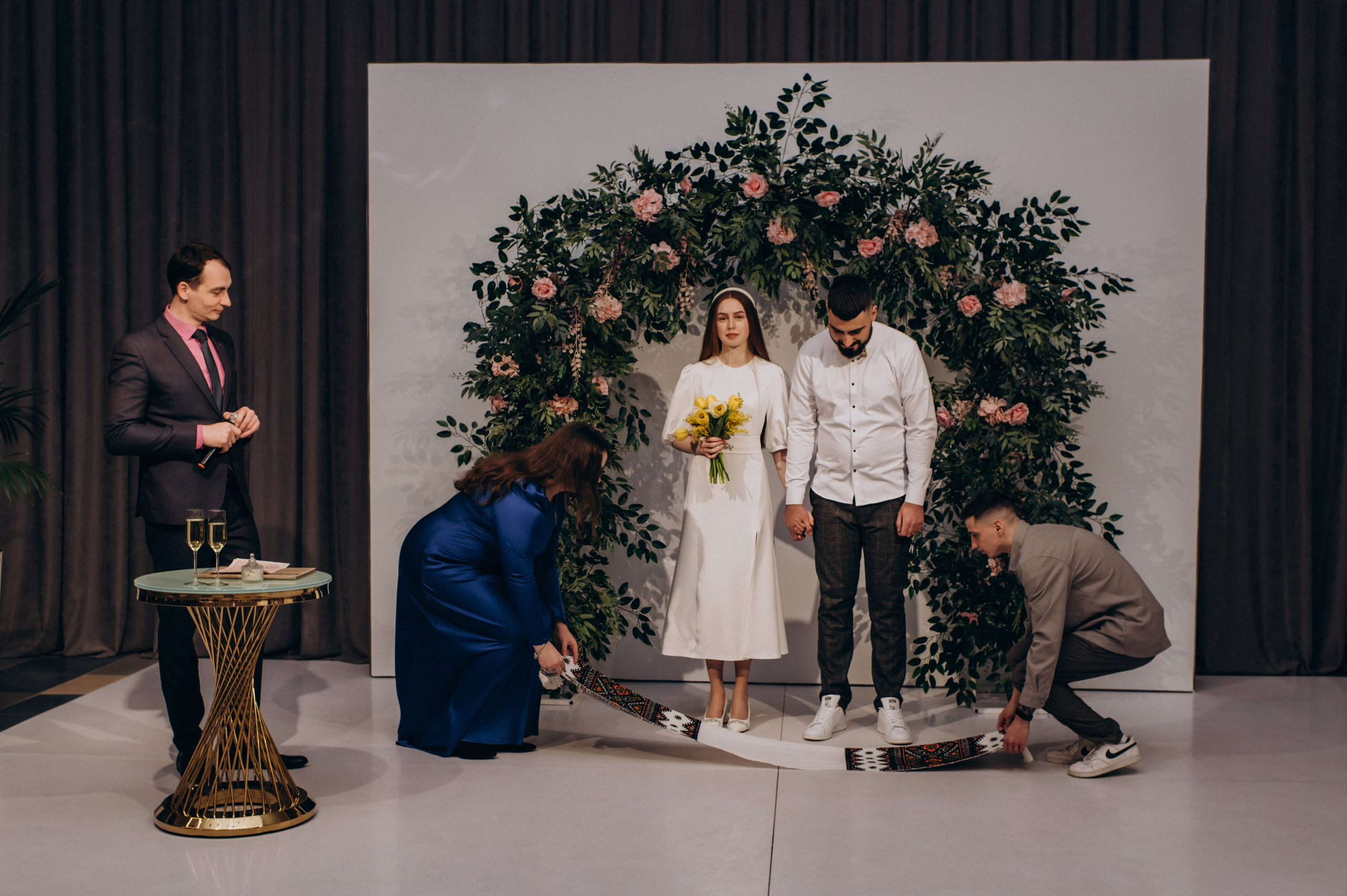 Фотосесія розпису в РАЦС Тернопіль Львів, фотосесія весілля Тернопіль. Сімейний, дитячий та індивідуальний фотограф в м. Тернопіль, м. Львів