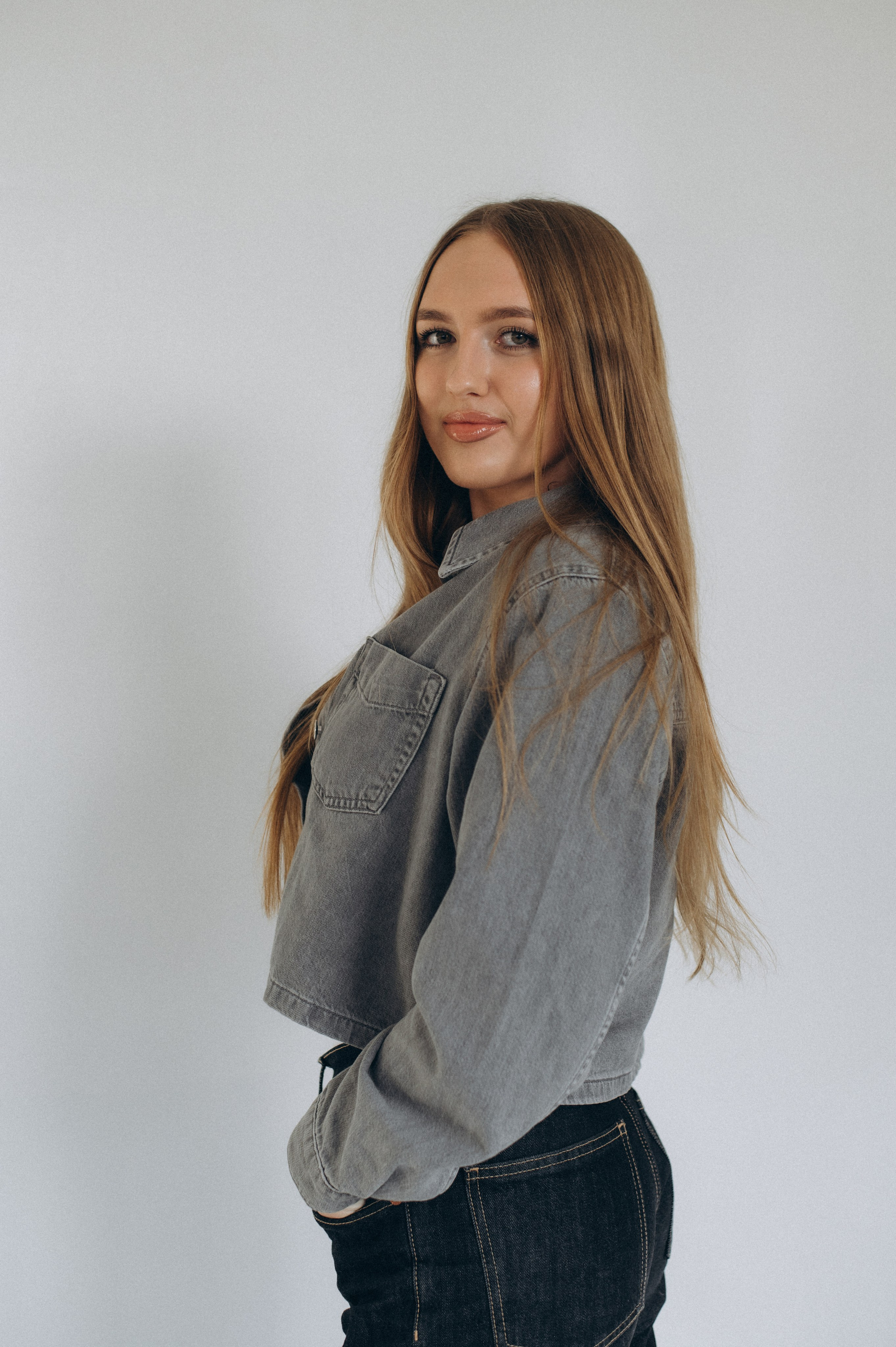 Фотосесія випускників, фотосесія на віньєтки Тернопіль, випускники Тернопіль, випуск 2025. Сімейний, дитячий та індивідуальний фотограф в м. Тернопіль, м. Львів