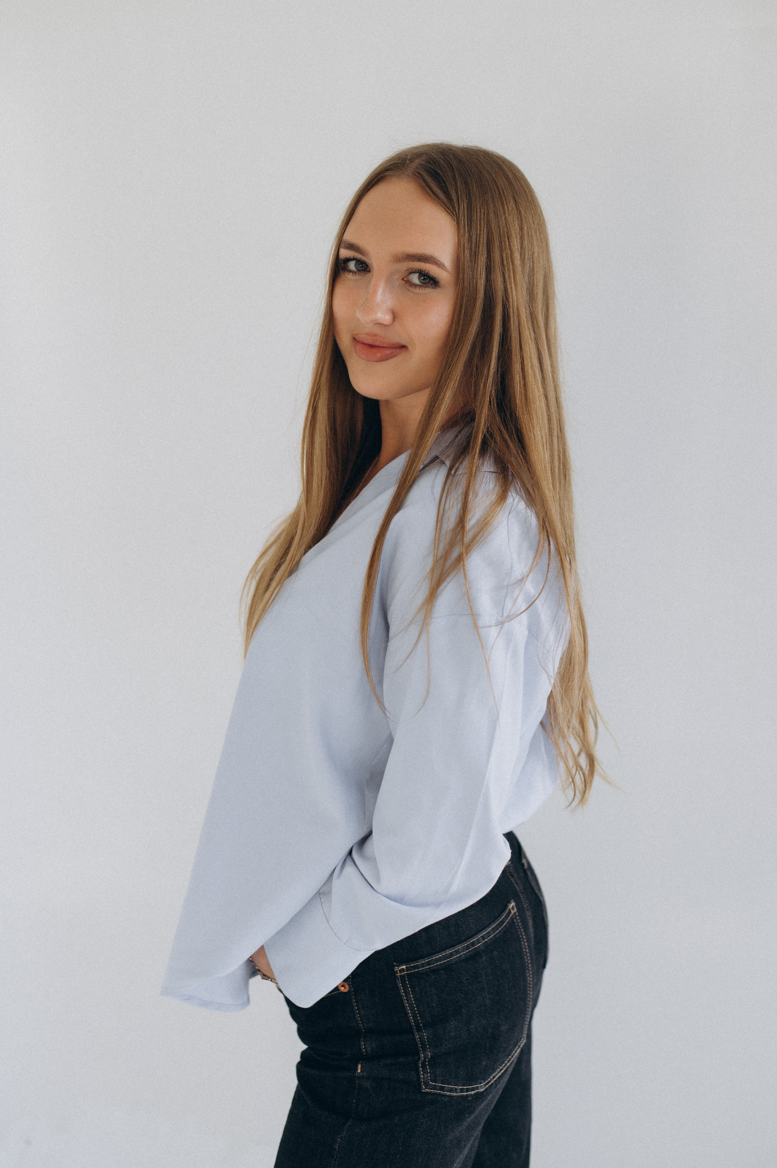 Фотосесія випускників, фотосесія на віньєтки Тернопіль, випускники Тернопіль, випуск 2025. Сімейний, дитячий та індивідуальний фотограф в м. Тернопіль, м. Львів