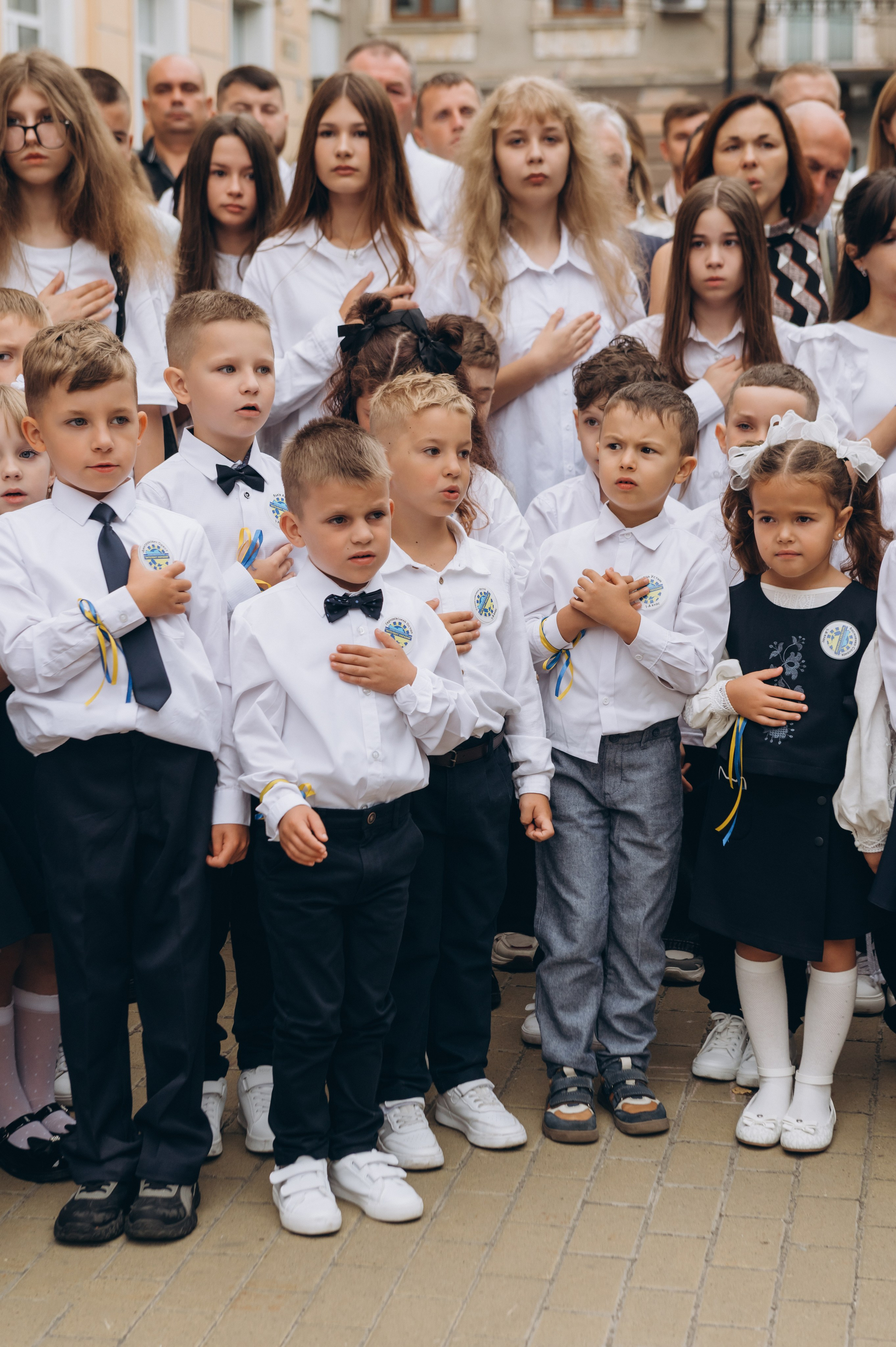 Перший дзвоник у Тернополі, фотосесія першокласників