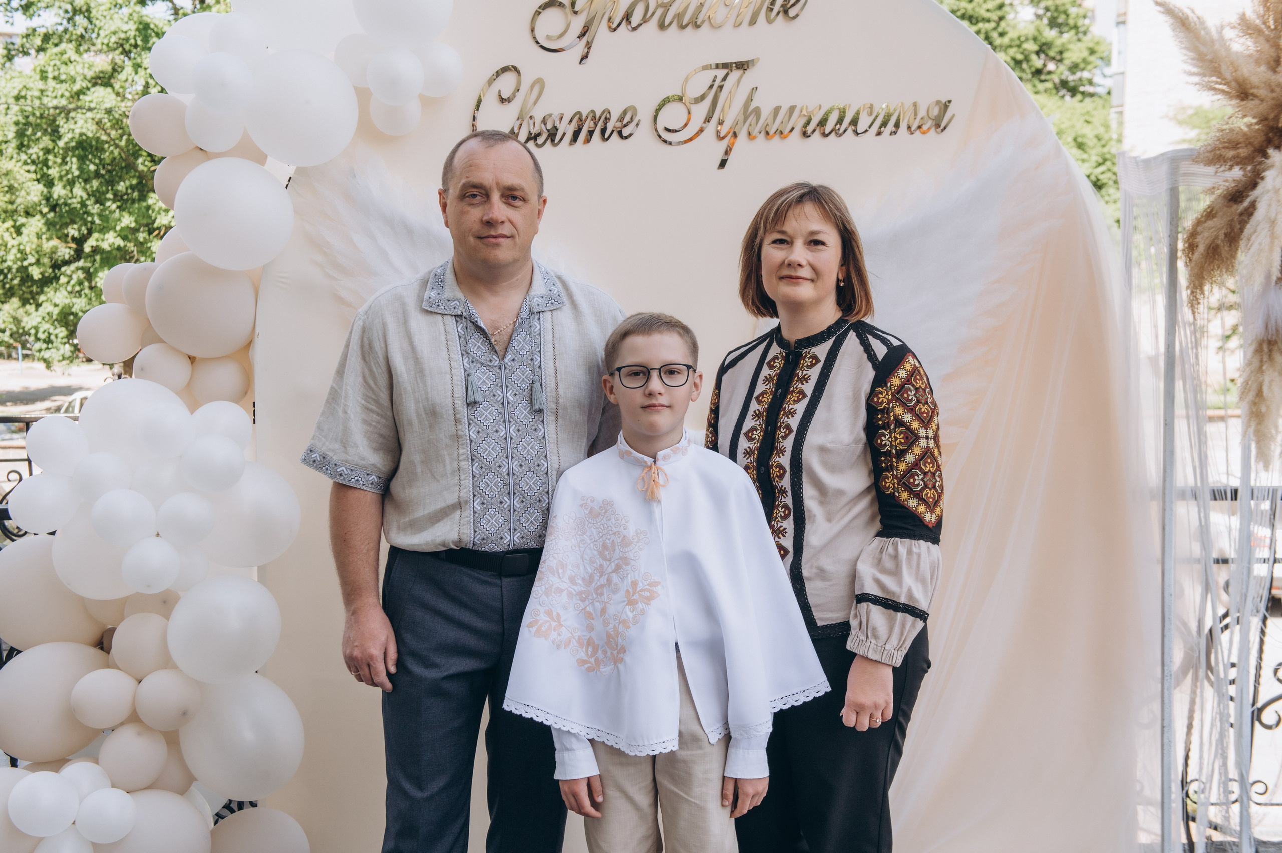 Фотосесія Причастя Тернопіль церква Св Михаїла, фотограф на Причастя Тернопіль, фотосесія Літургії Причастя Тернопіль. Сімейний, дитячий та індивідуальний фотограф в м. Тернопіль, м. Львів
