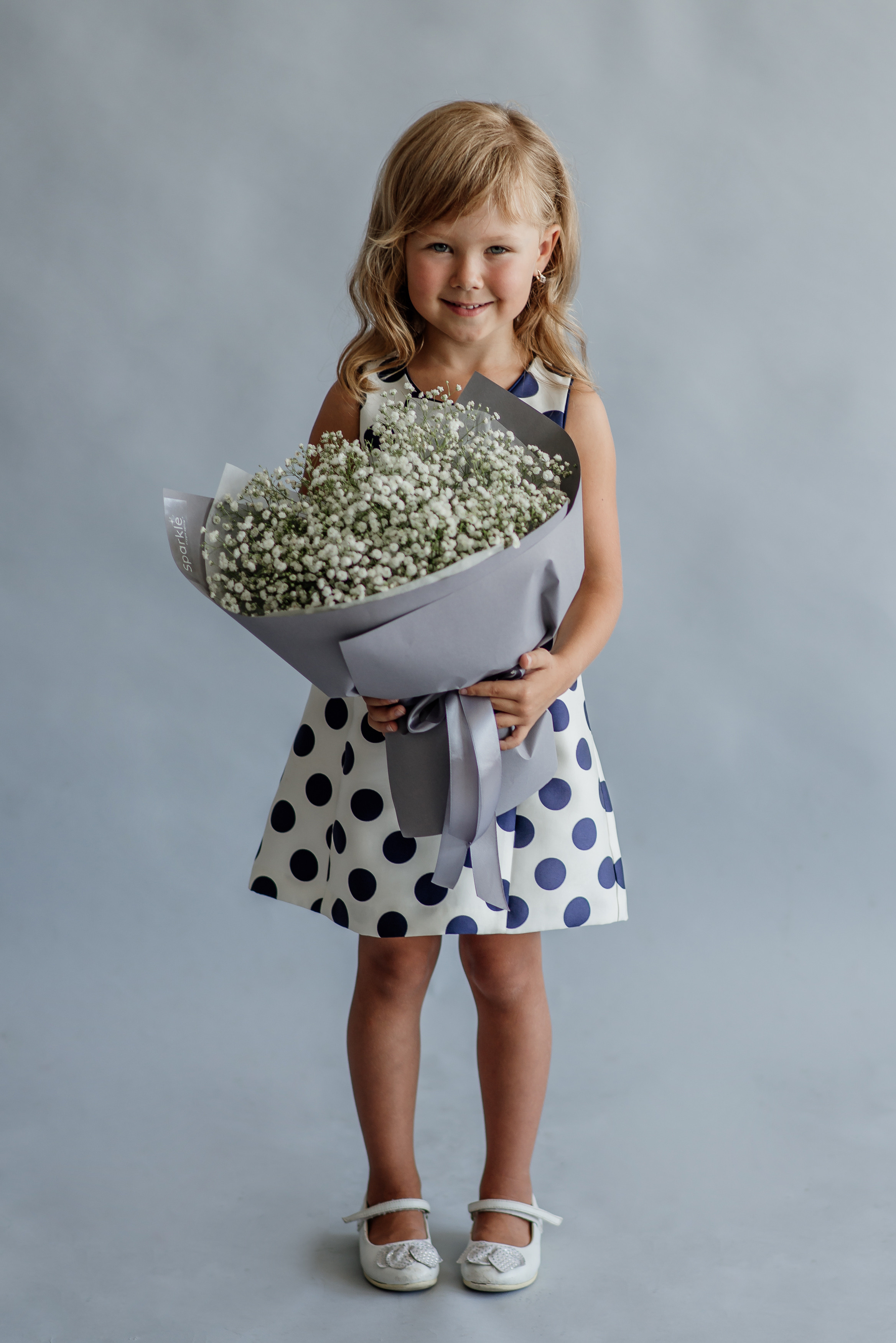 Студійна фотосесія з квітами для квіткової крамниці Sparkle. Тернопіль. Сімейний, дитячий та індивідуальний фотограф в м. Тернопіль, м. Львів