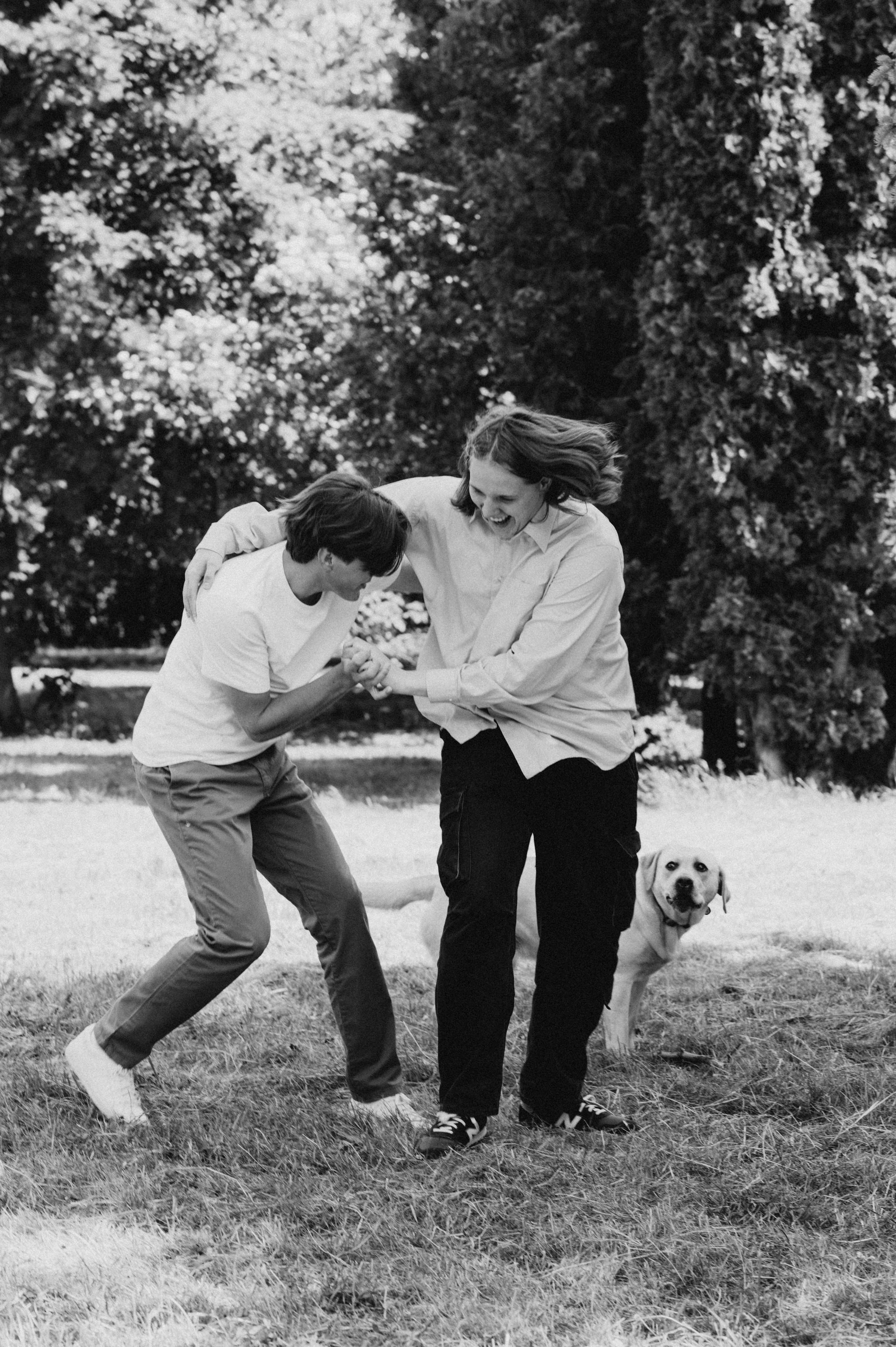 Фотосесія випускників, зйомка випускників Тернопіль Львів, випускні фотоальбоми Тернопіль, шкільні фотоальбоми Тернопіль. Сімейний, дитячий та індивідуальний фотограф в м. Тернопіль, м. Львів