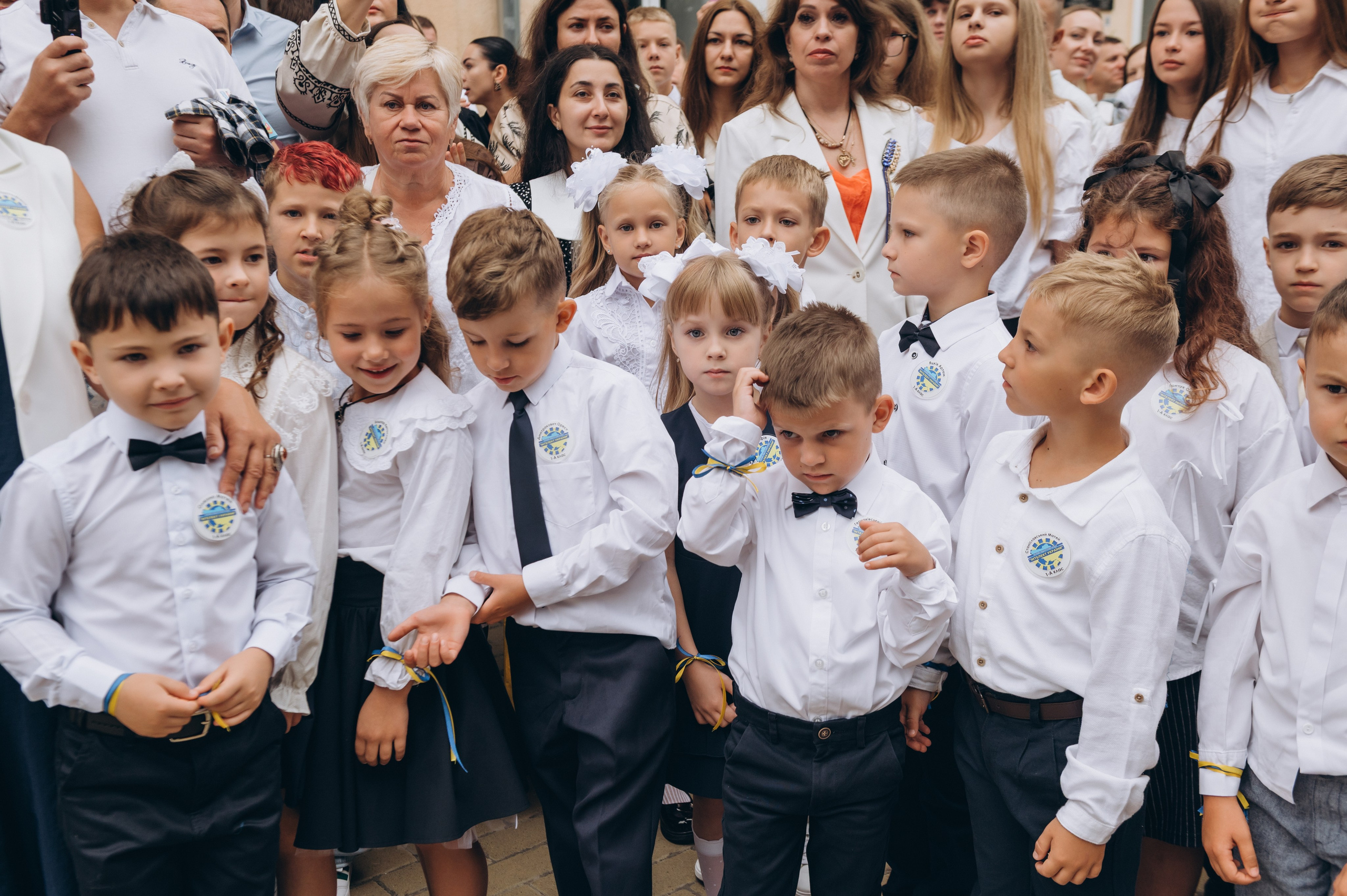 Перший дзвоник у Тернополі, фотосесія першокласників